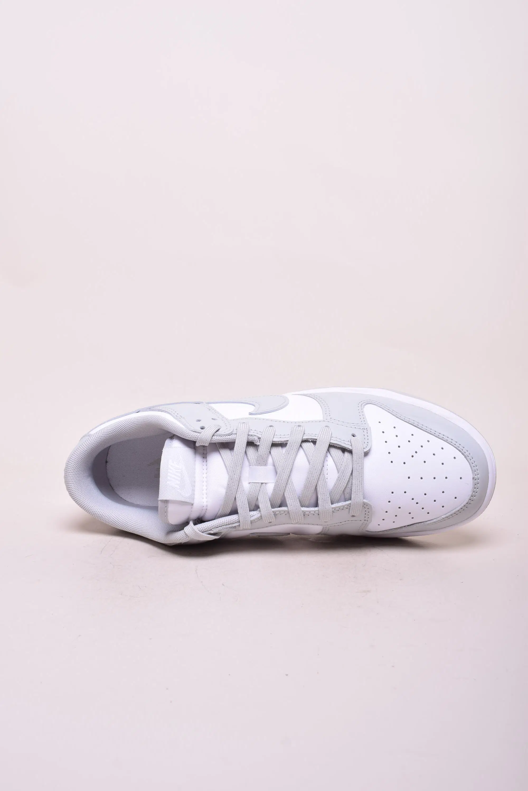 Sneakers barbati Dunk Low Retro [3]