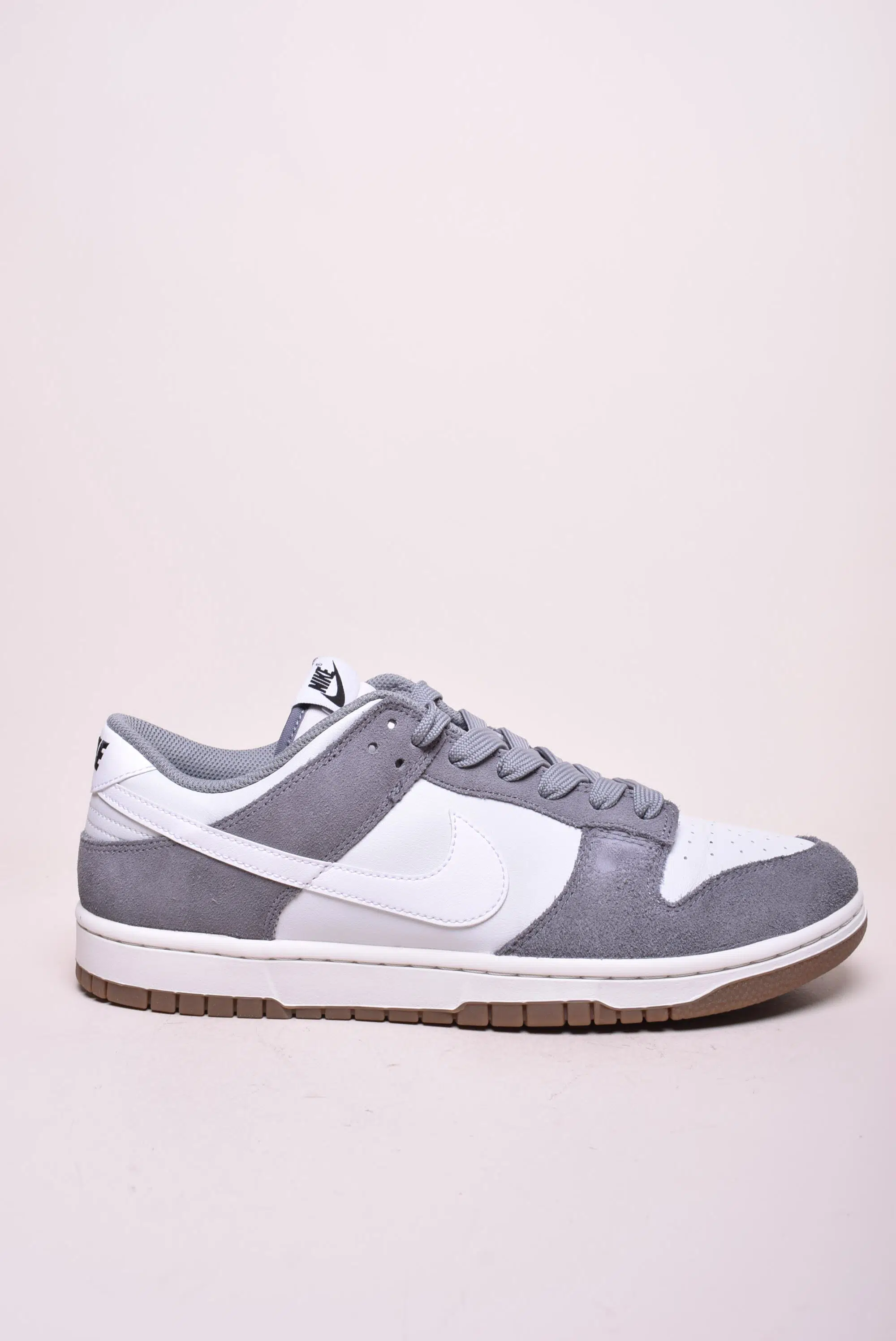 Sneakers barbati Dunk Low Retro [0]