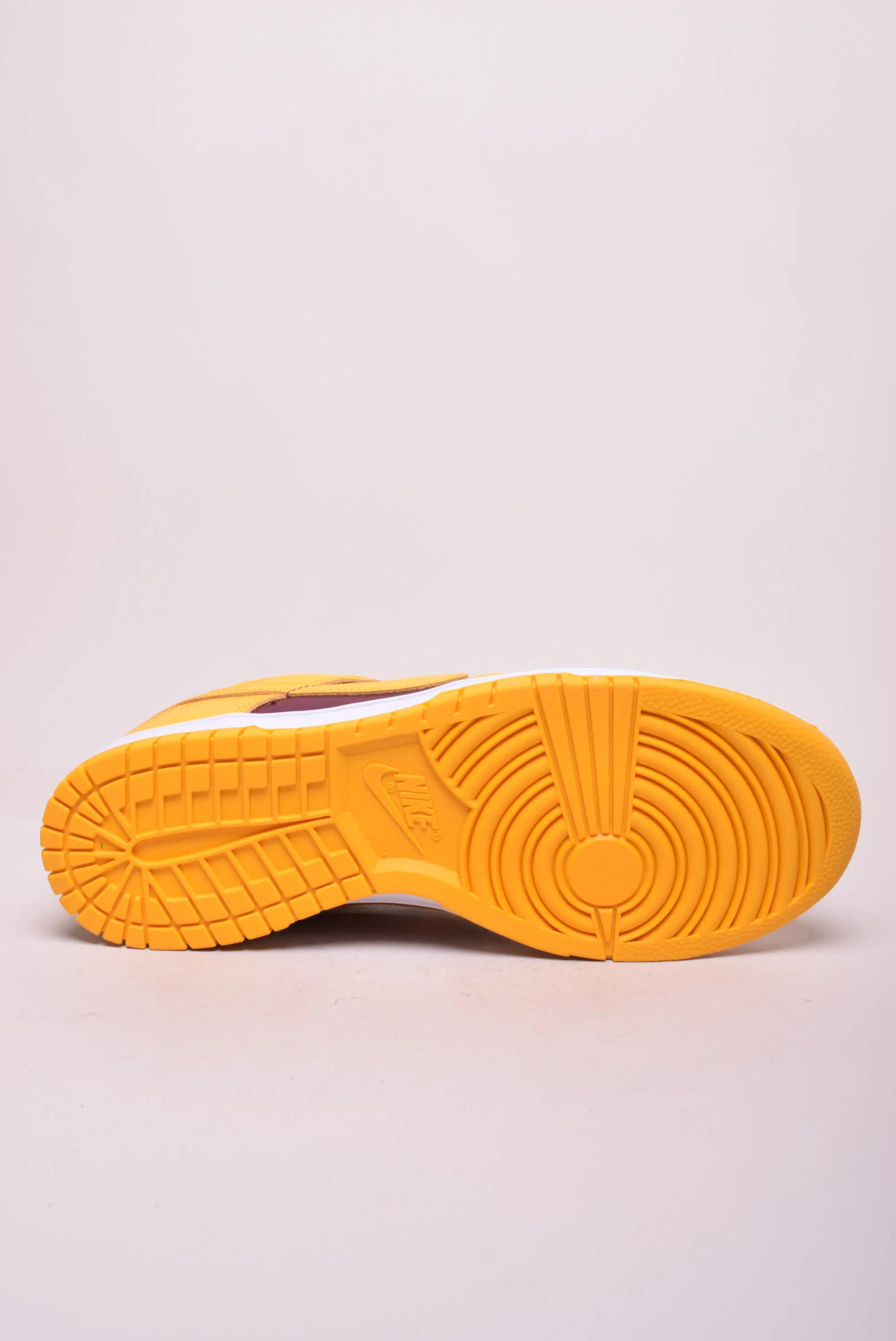 Sneakers barbati Dunk Low Retro [1]