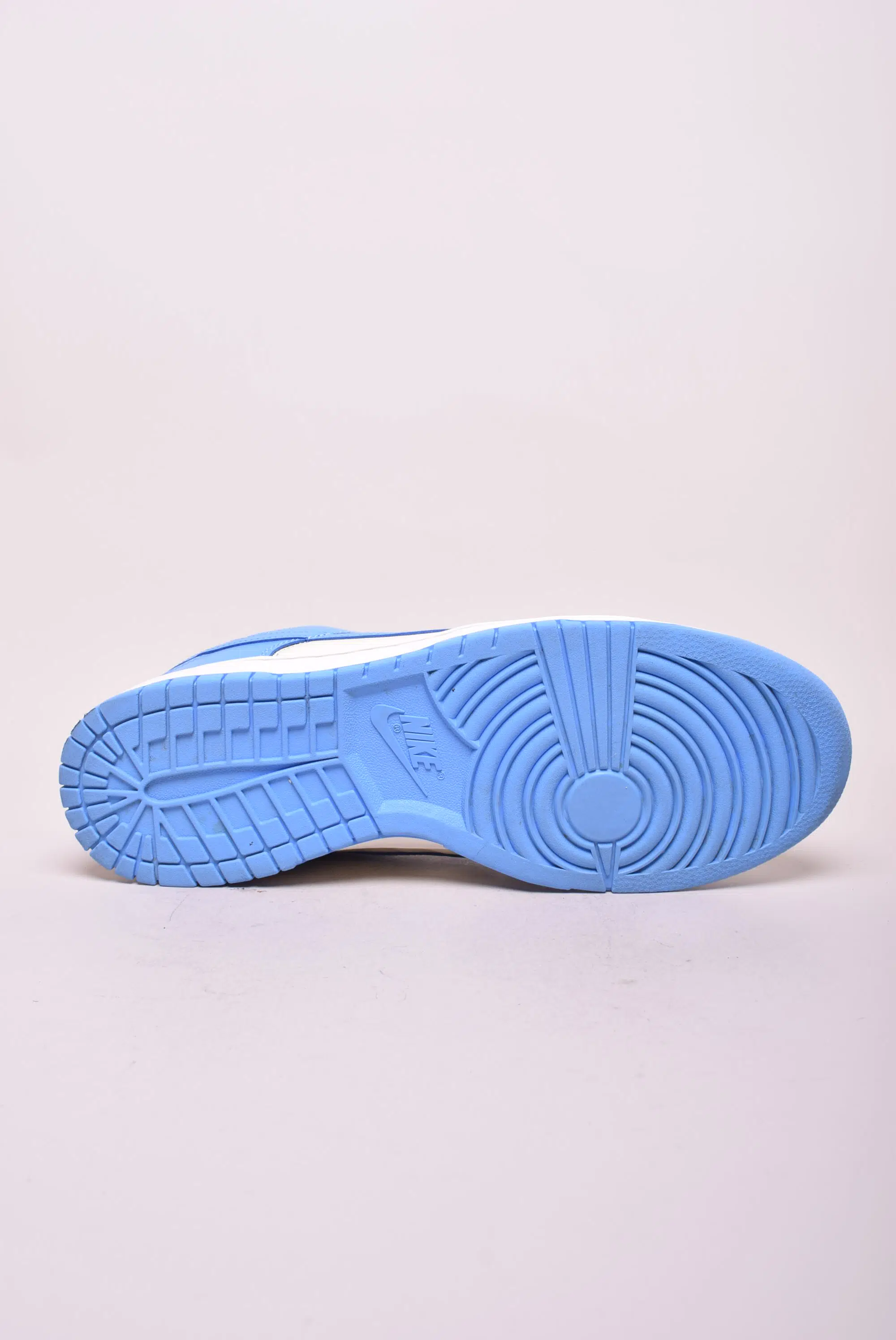 Sneakers barbati Dunk Low Retro [1]