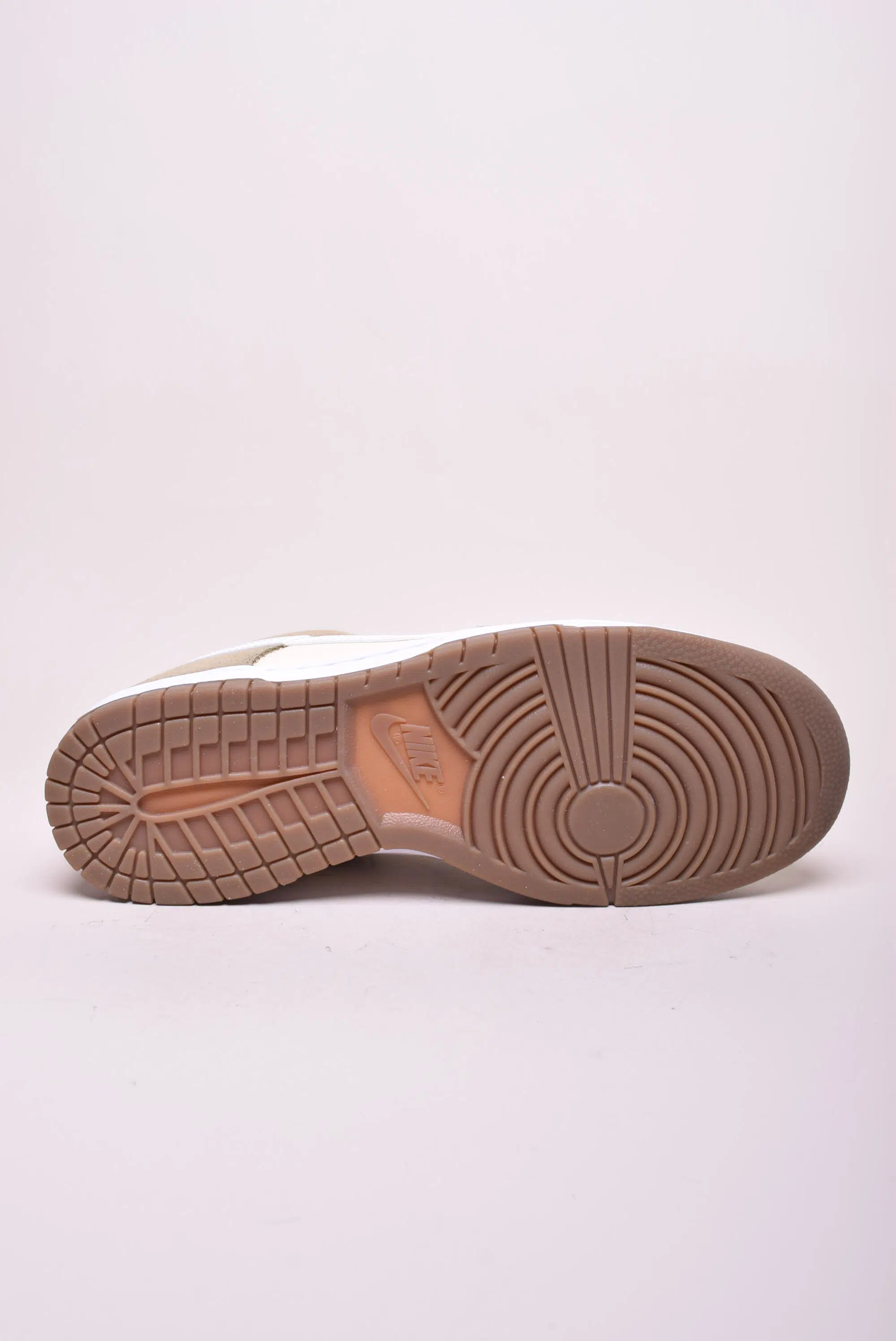 Sneakers barbati Dunk Low Retro [1]