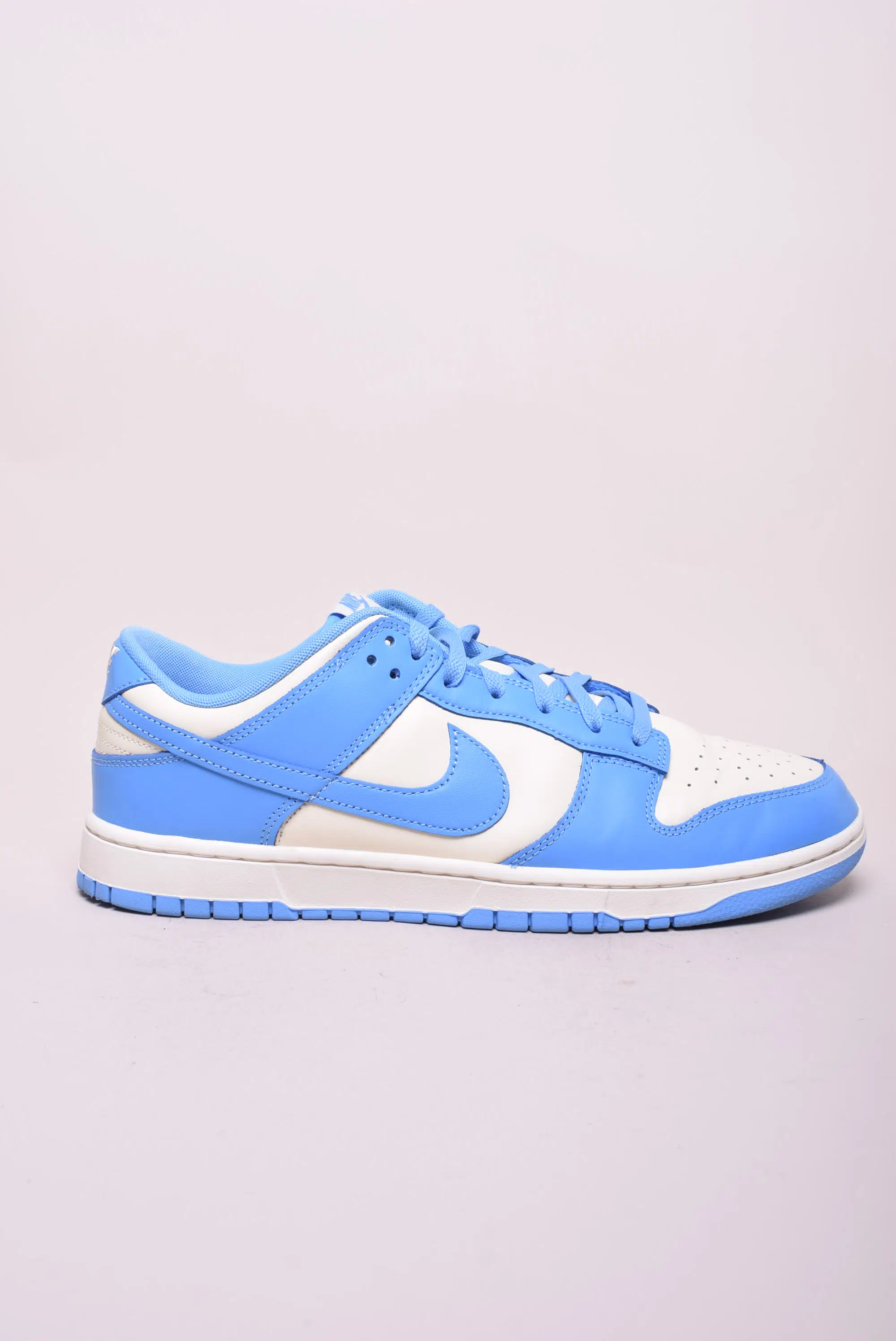 Sneakers barbati Dunk Low Retro [0]