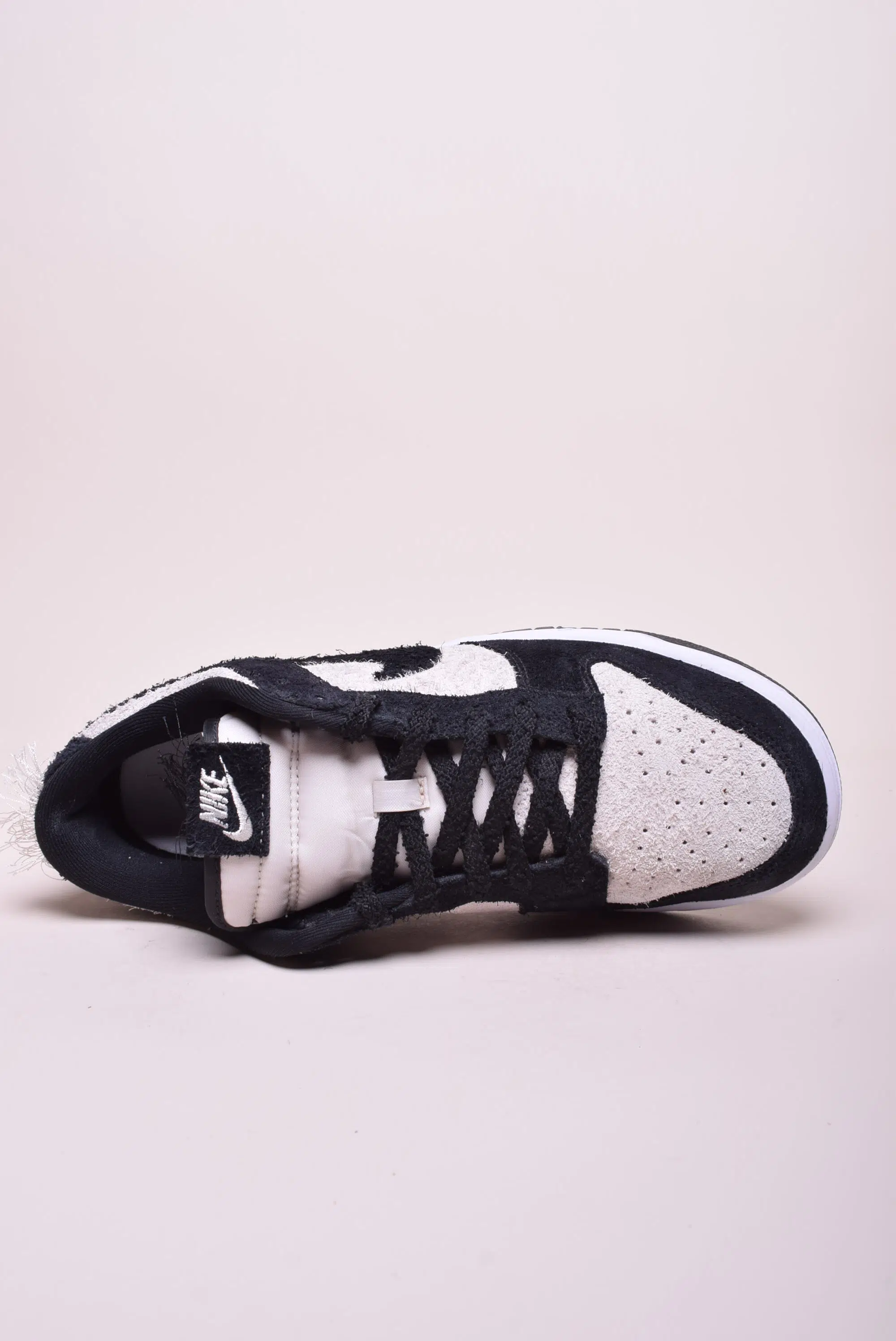 Sneakers barbati Dunk Low Retro SE [3]