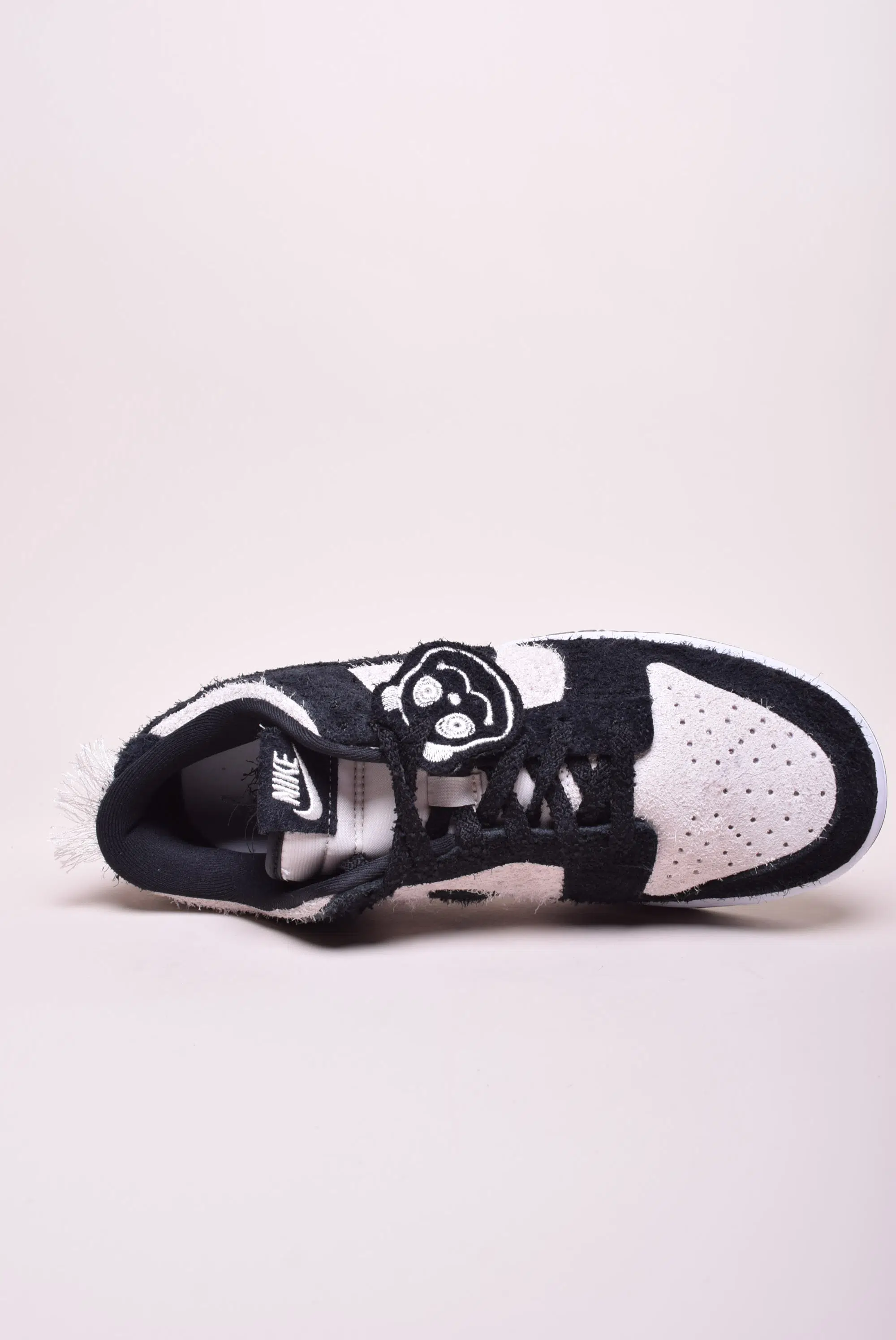 Sneakers barbati Dunk Low Retro SE [3]