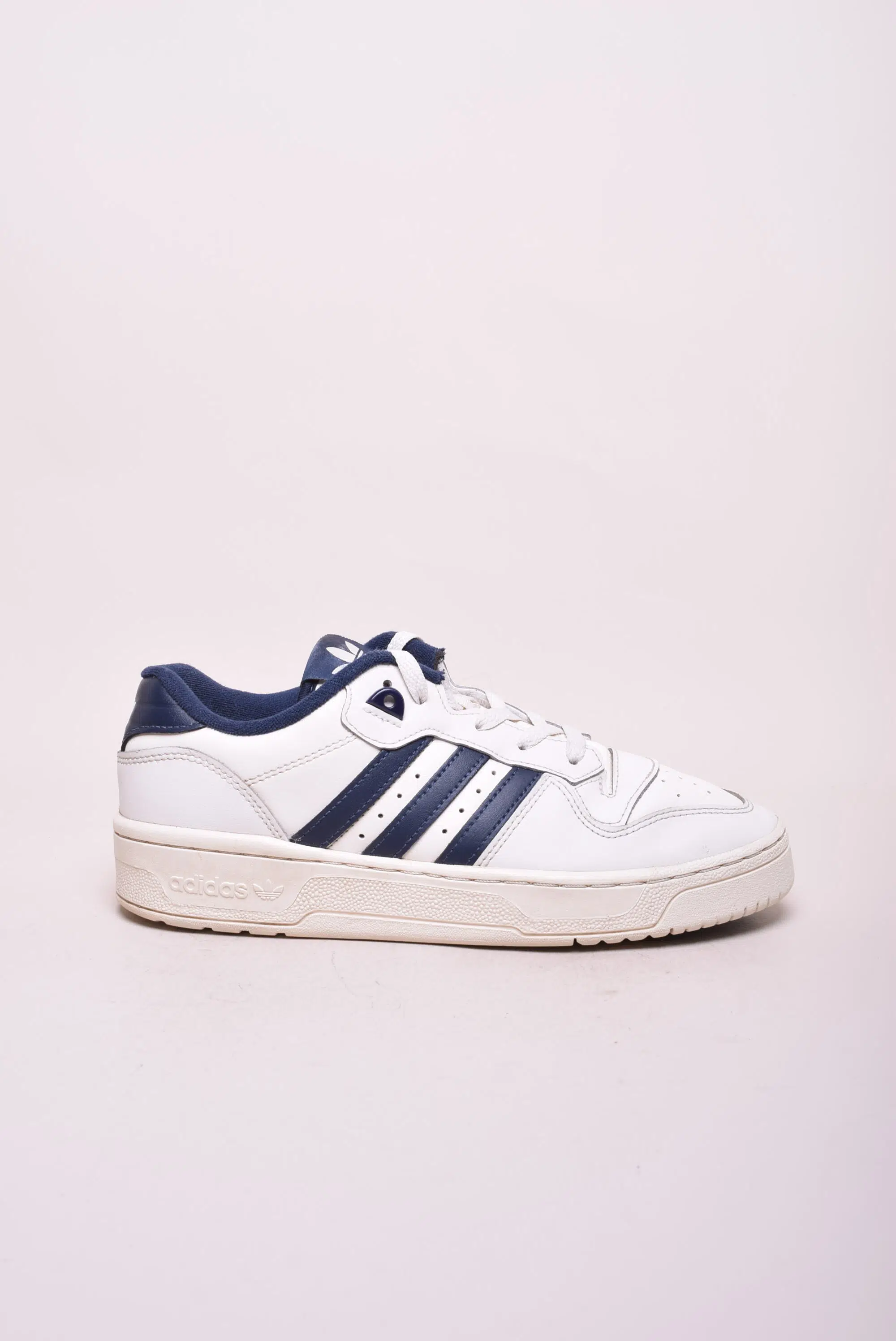 Sneakers barbati Forum Low [0]