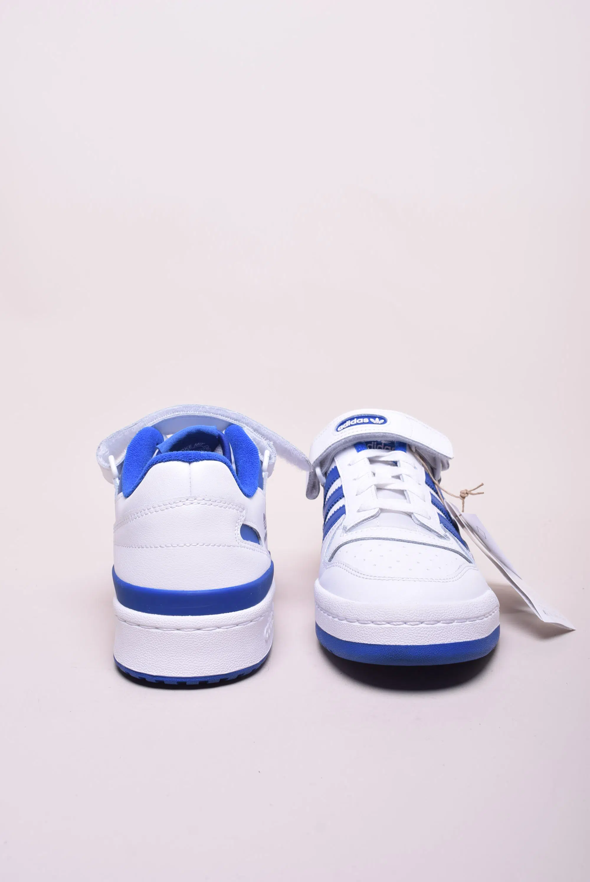 Sneakers barbati Forum Low [2]