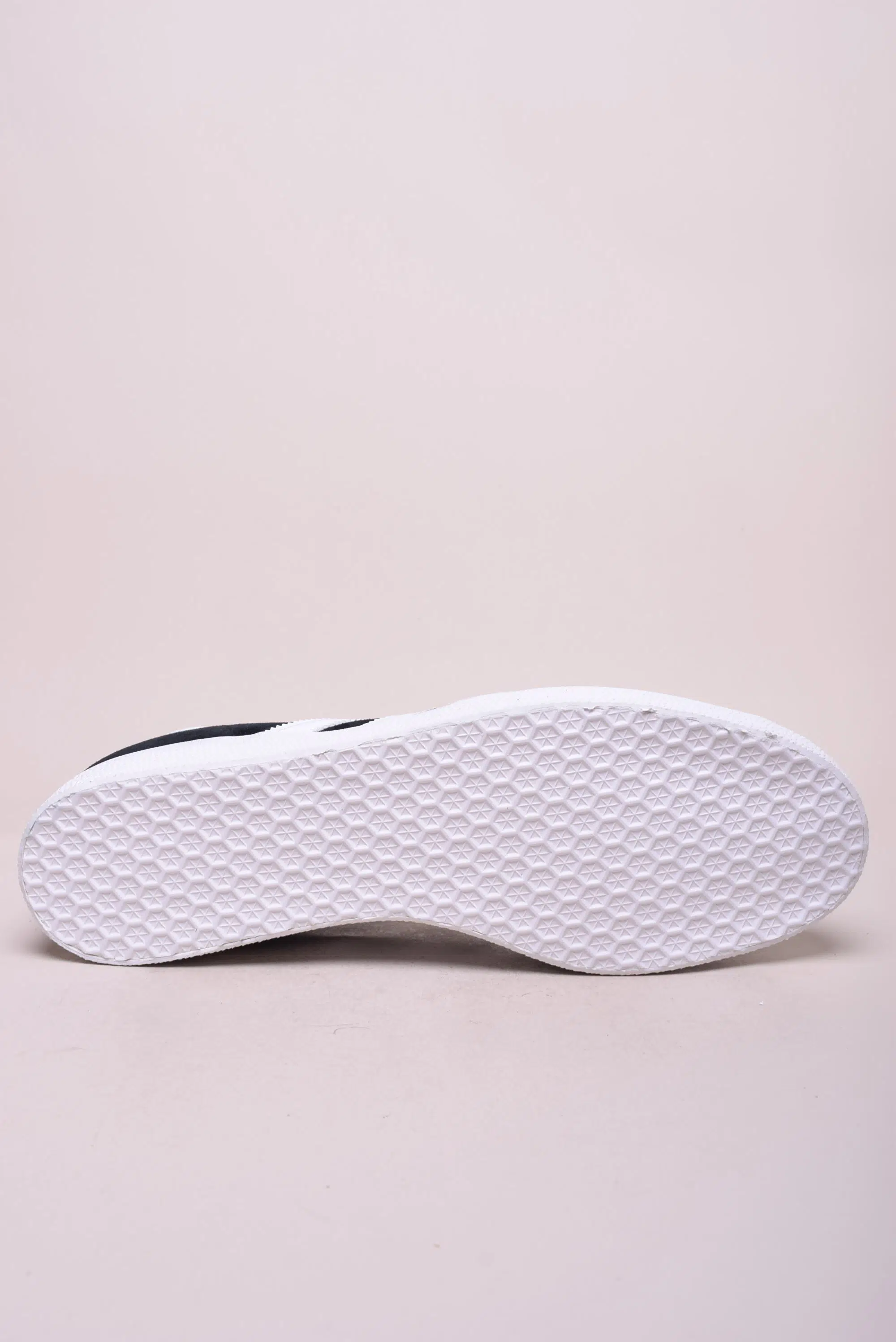 Sneakers barbati Gazelle [1]