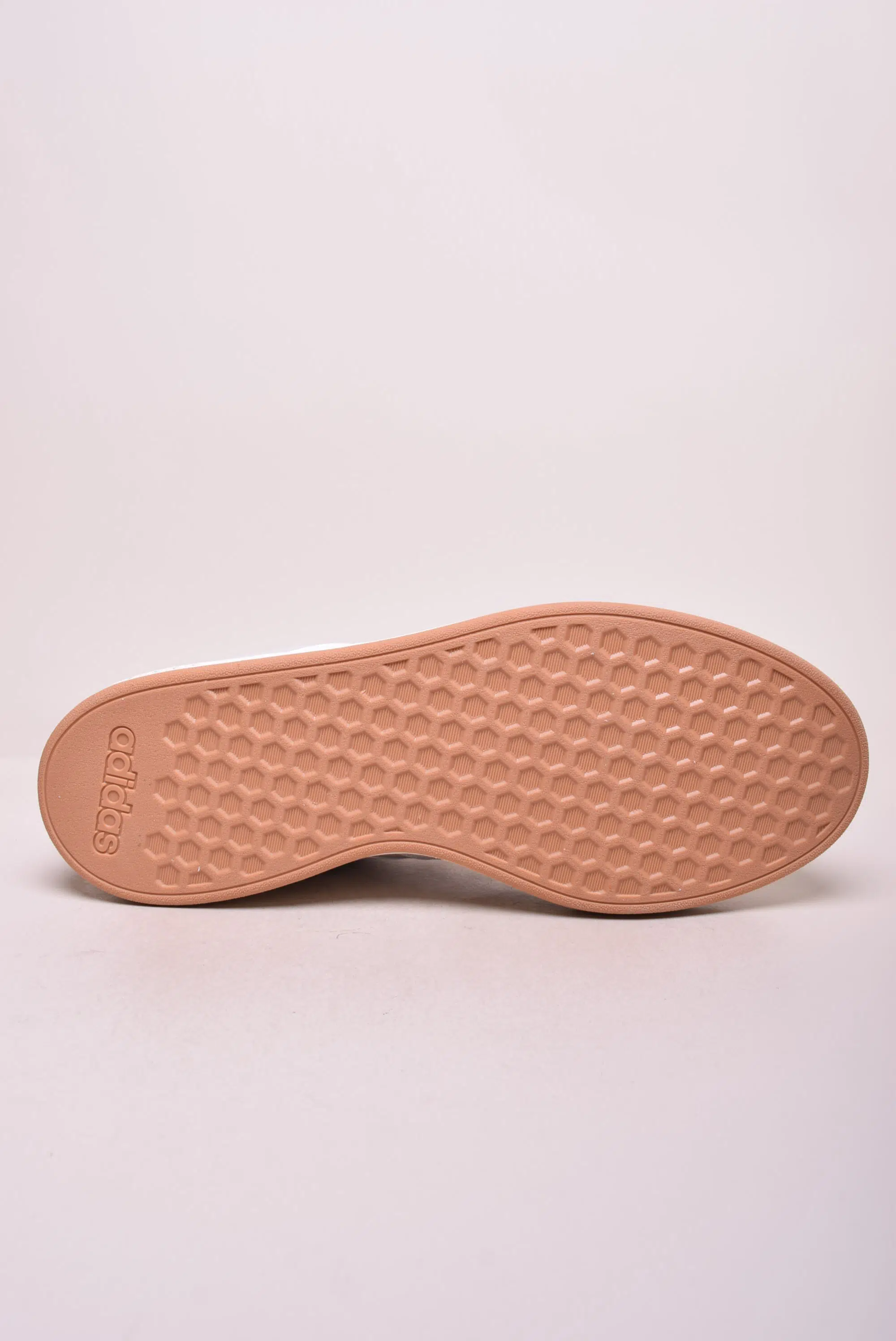 Sneakers barbati Grand Court Base 00s [1]