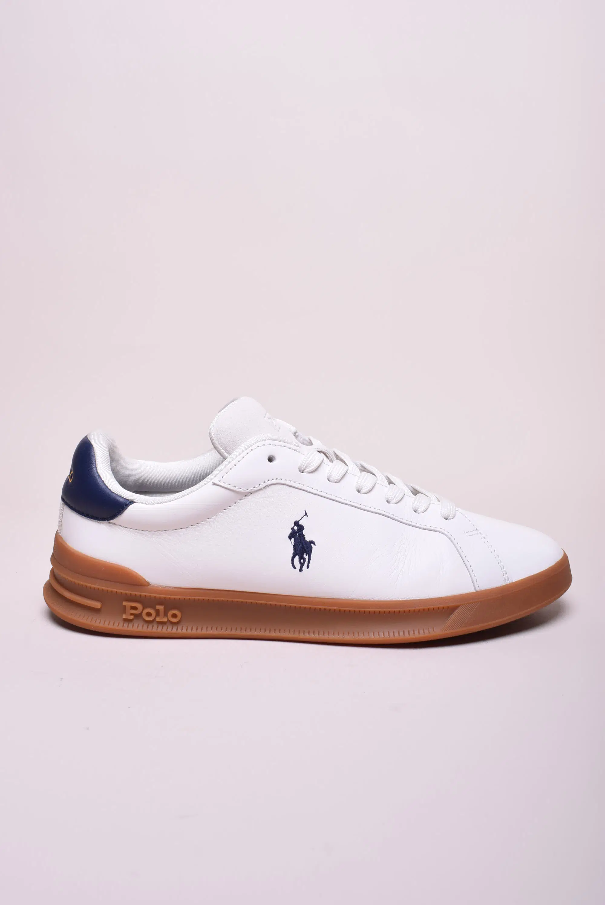 Produse încărcate recent - Sneakers barbati Heritage Court II