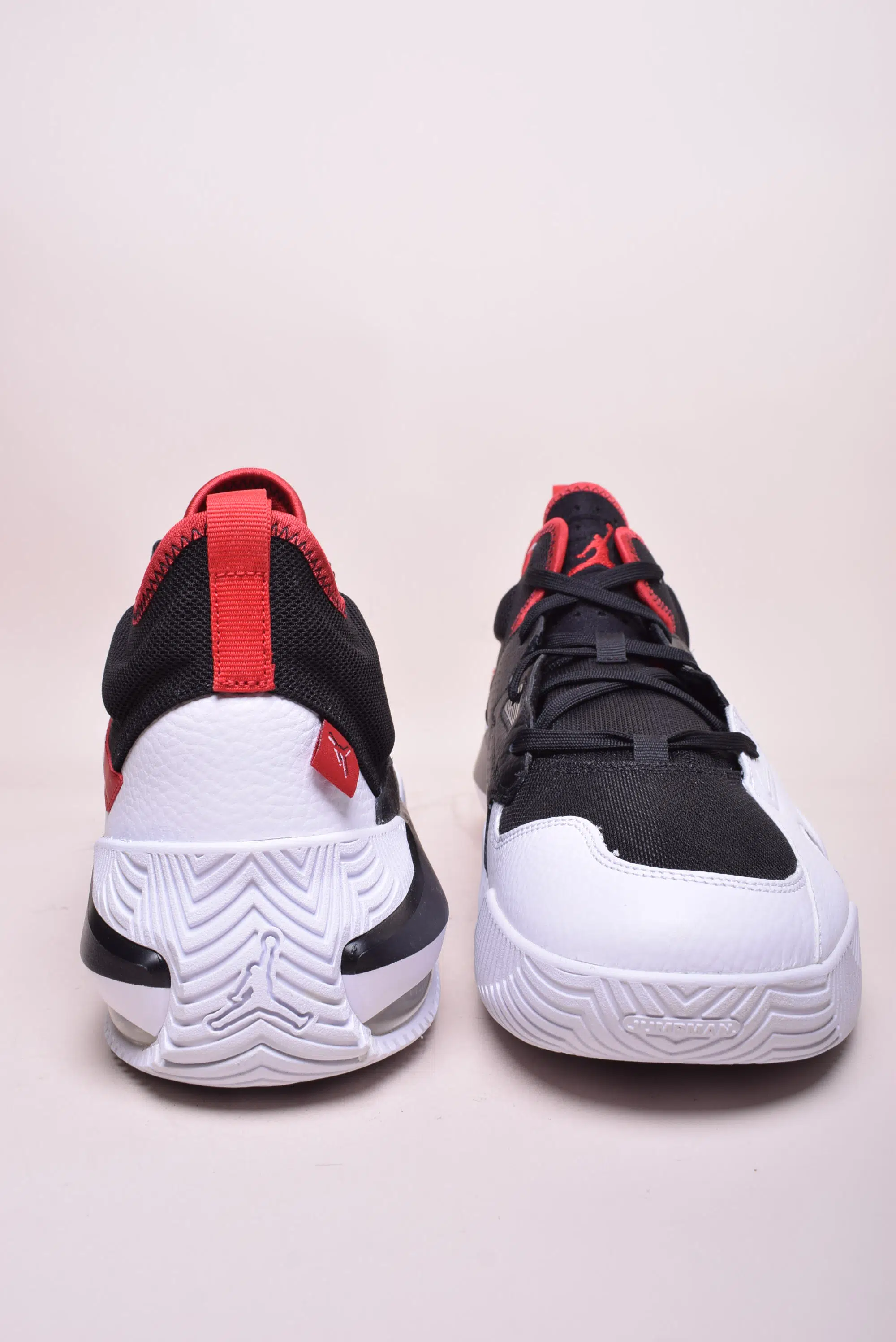 Sneakers barbati Jordan Stay Loyal 2 [2]