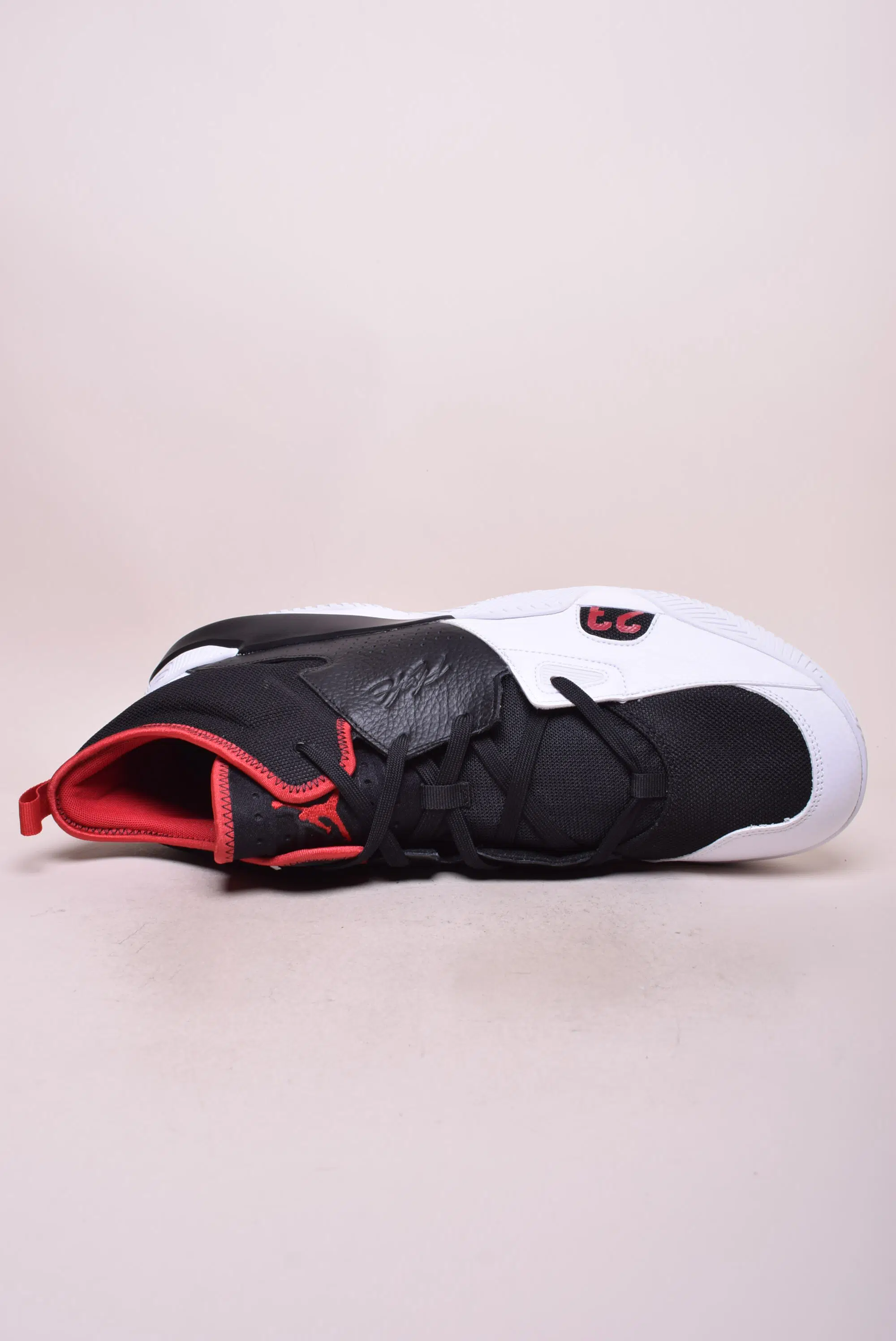 Sneakers barbati Jordan Stay Loyal 2 [3]