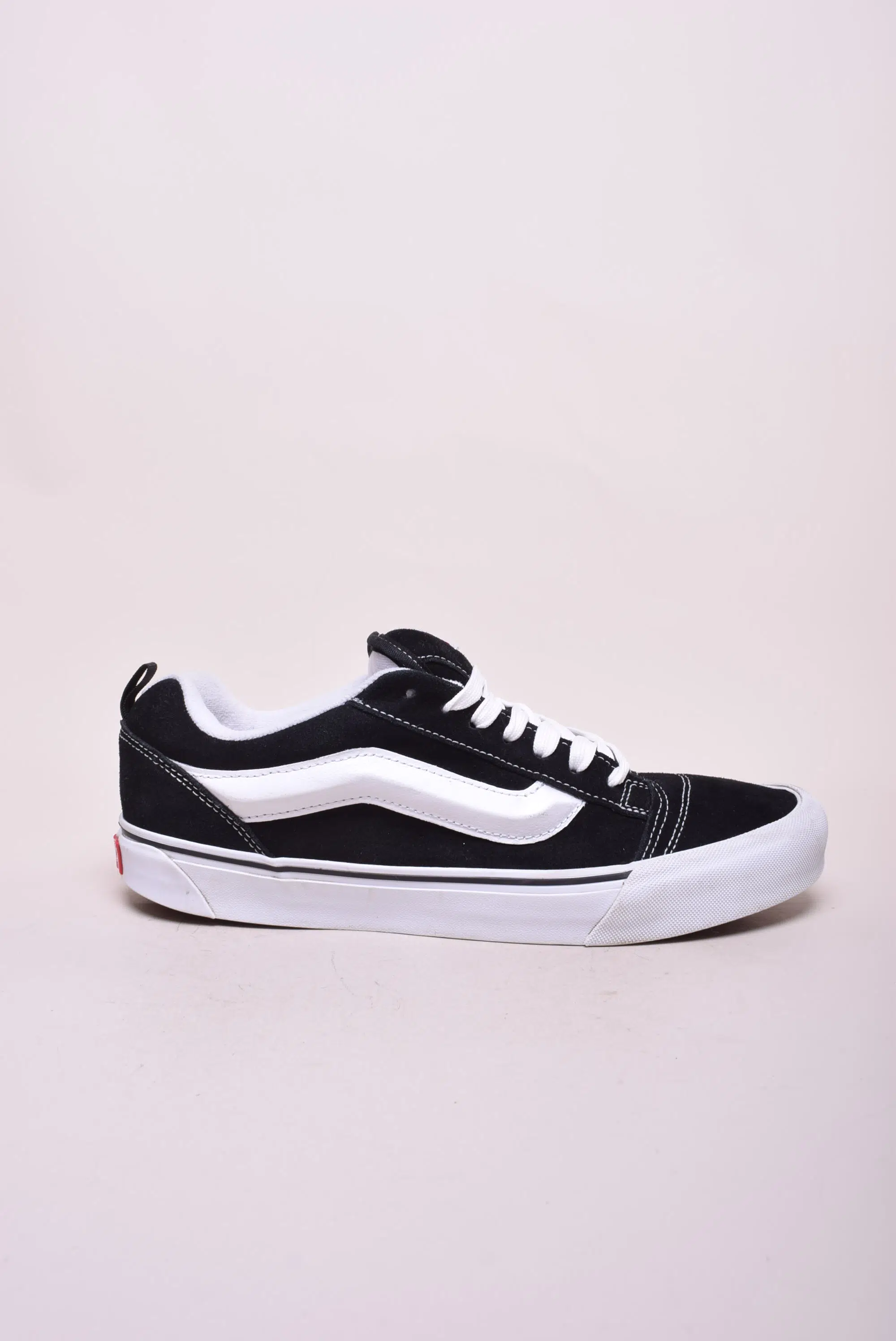 Sneakers barbati Knu Skool [0]