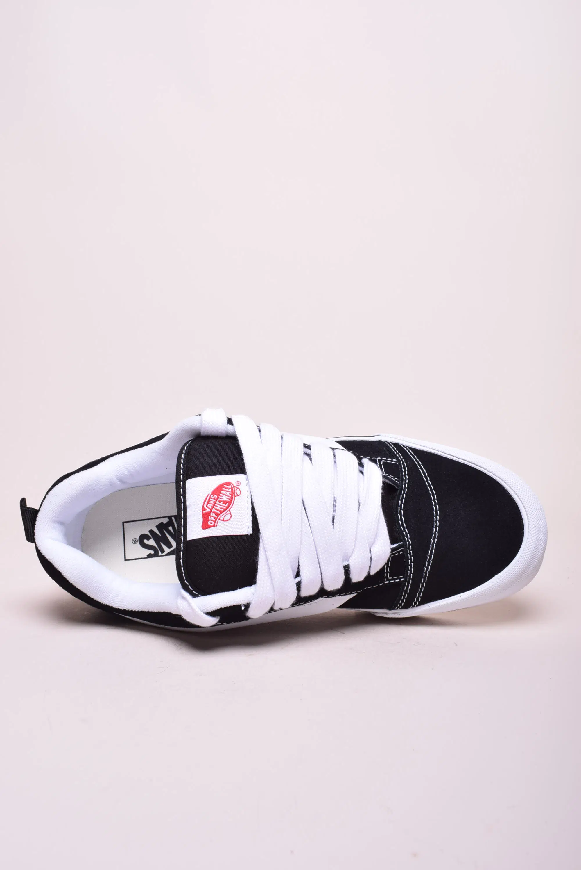 Sneakers barbati Knu Skool [3]