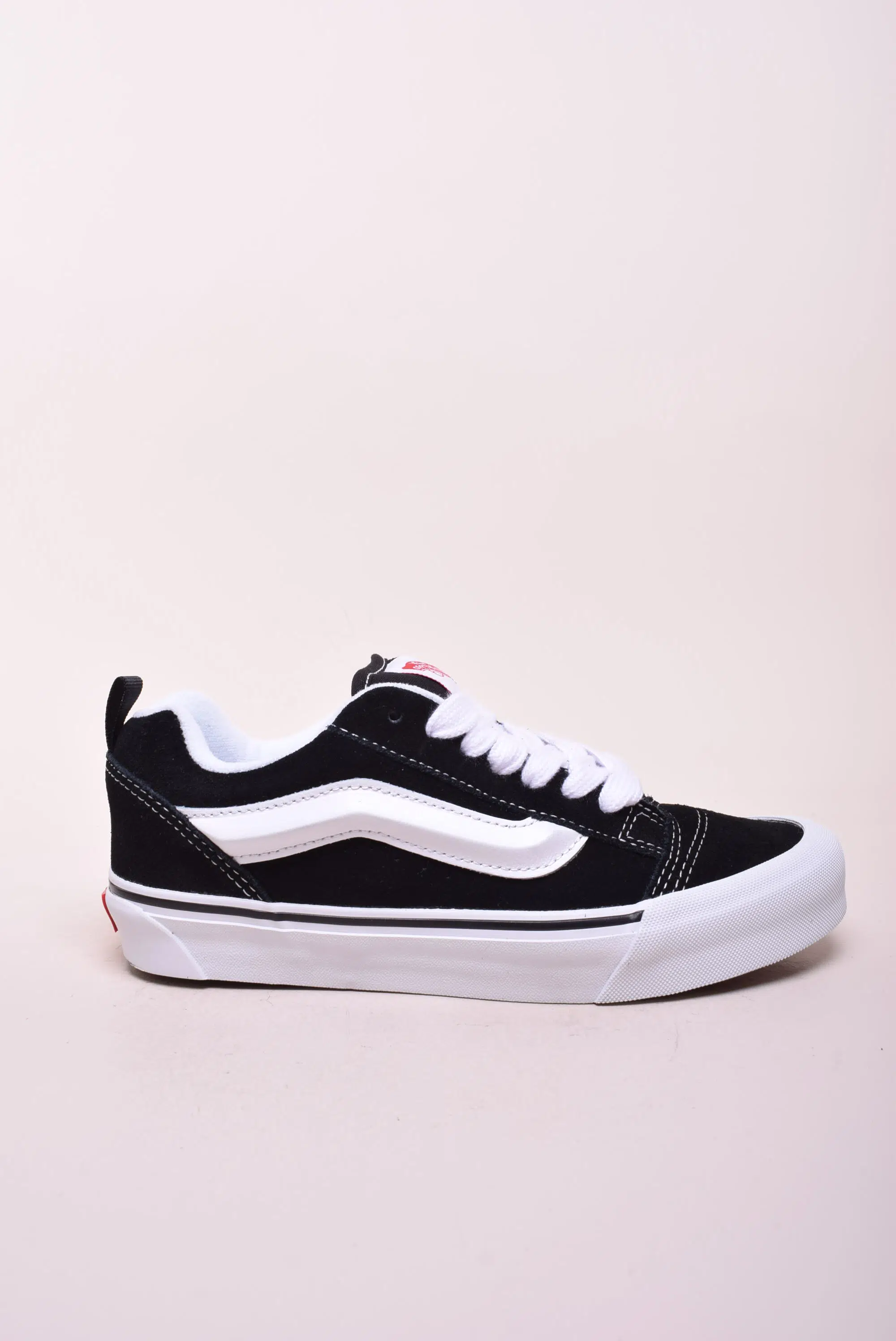 Sneakers barbati Knu Skool