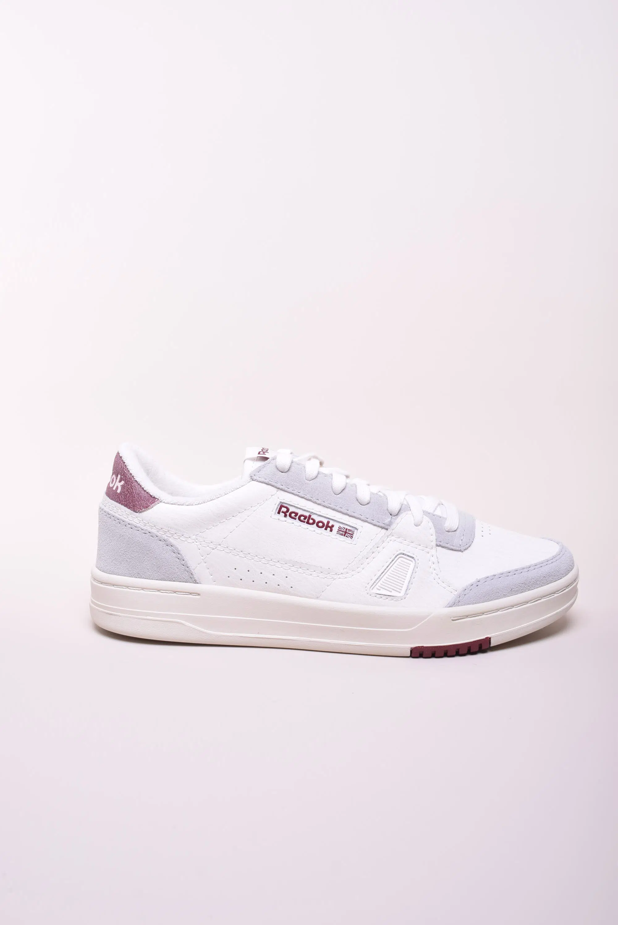 Pantofi sport și teniși bărbați - Sneakers barbati LT Court