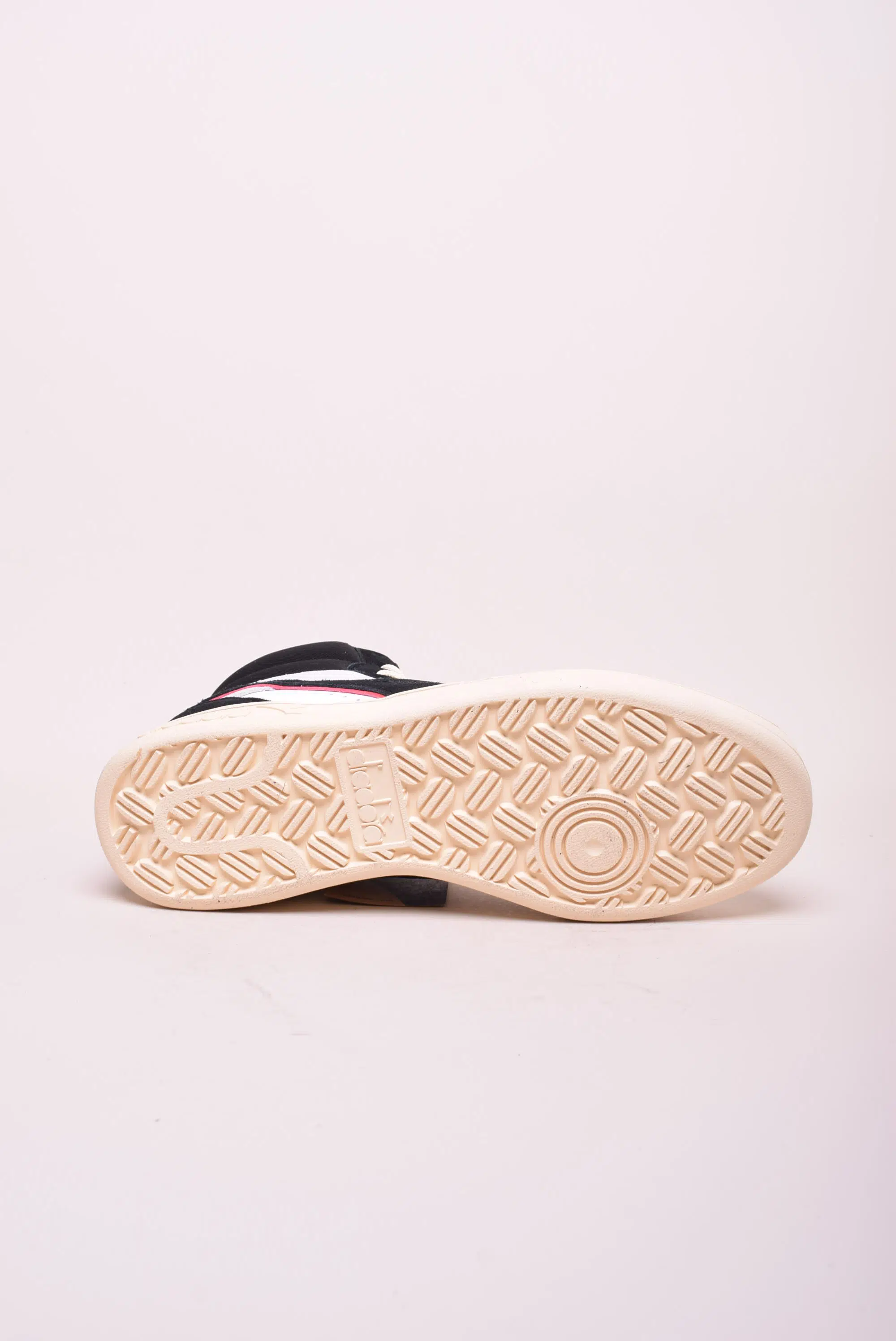 Sneakers barbati Magic Basket Mid [1]