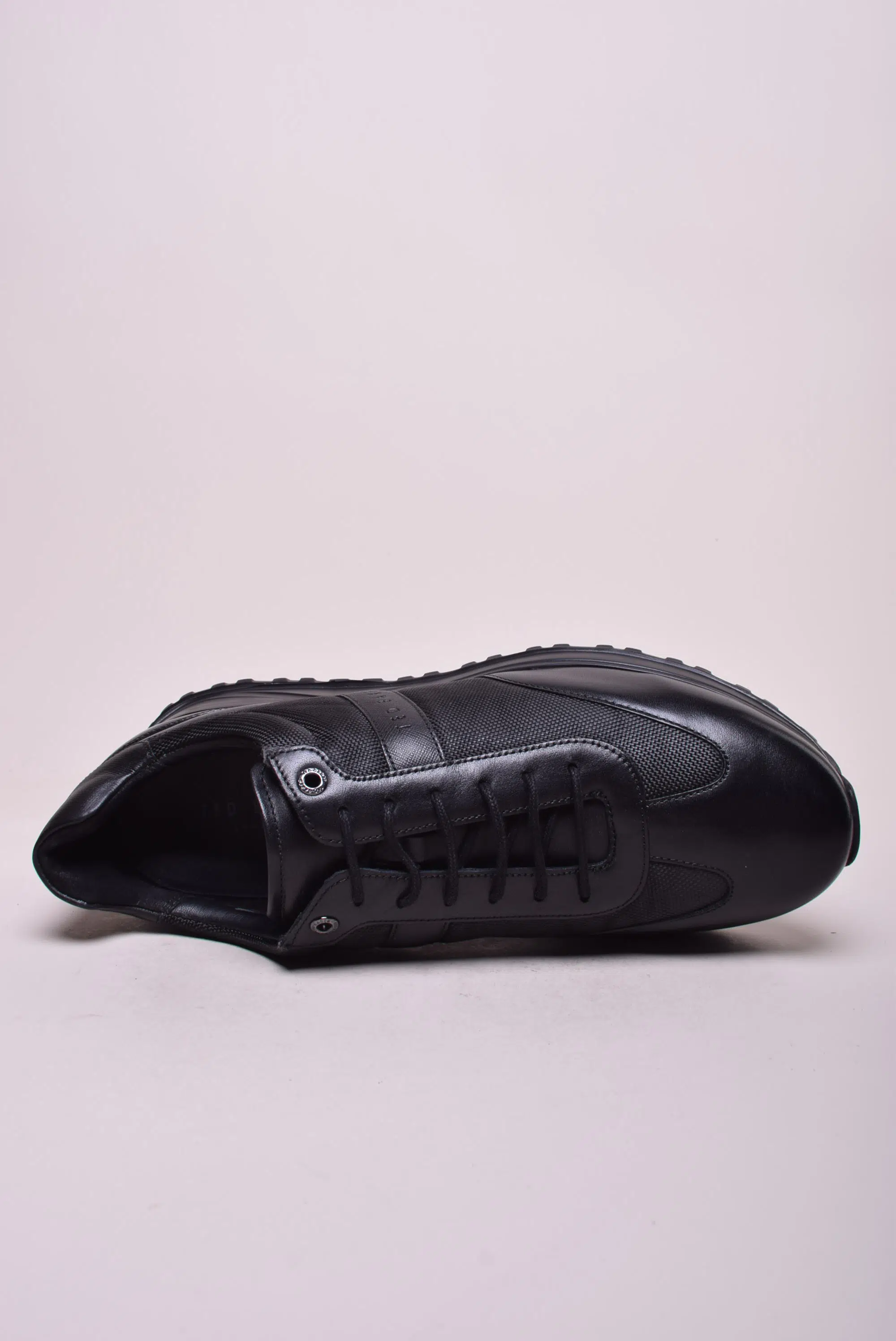 Sneakers barbati Marckus [3]