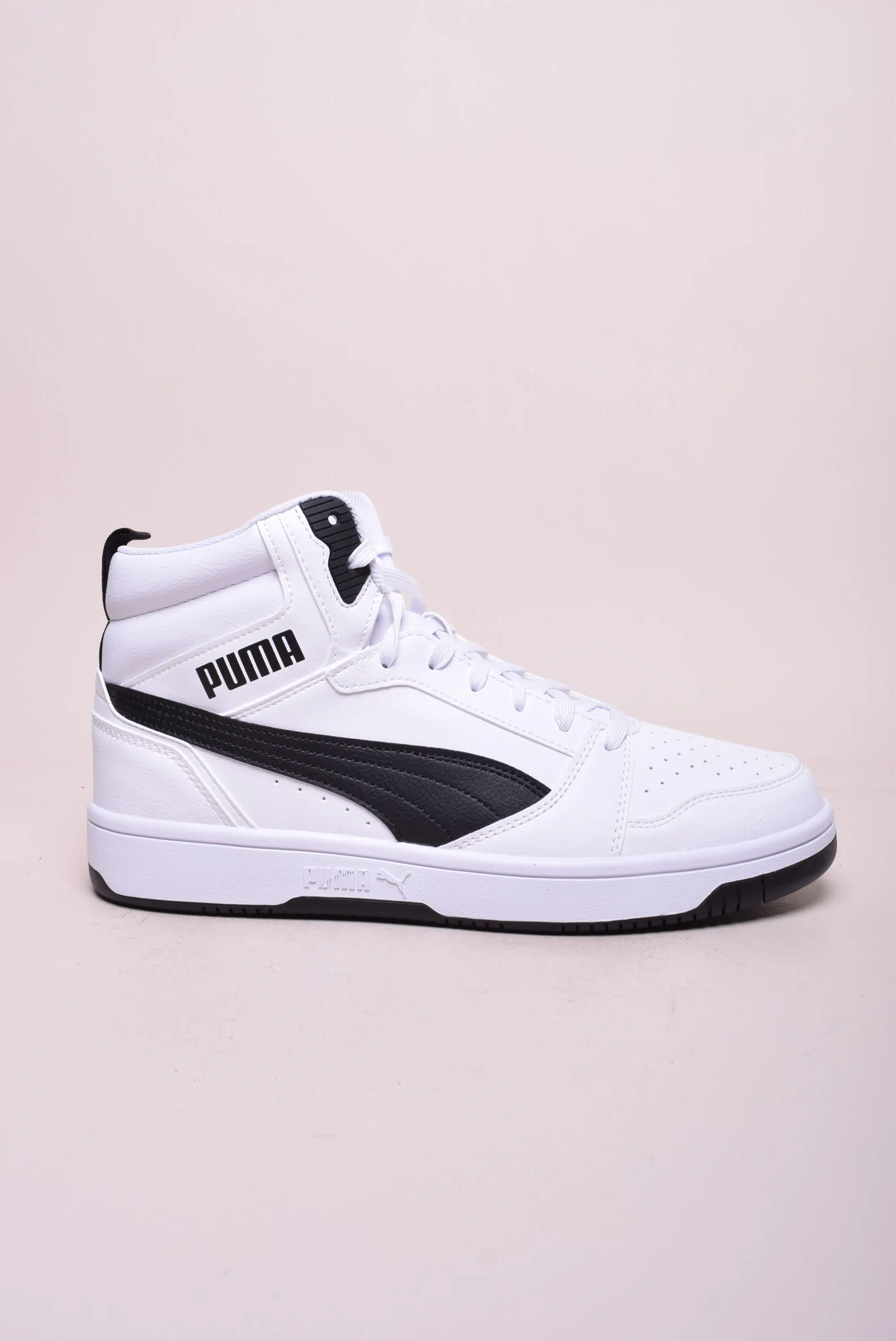 Sneakers barbati Rebound v6