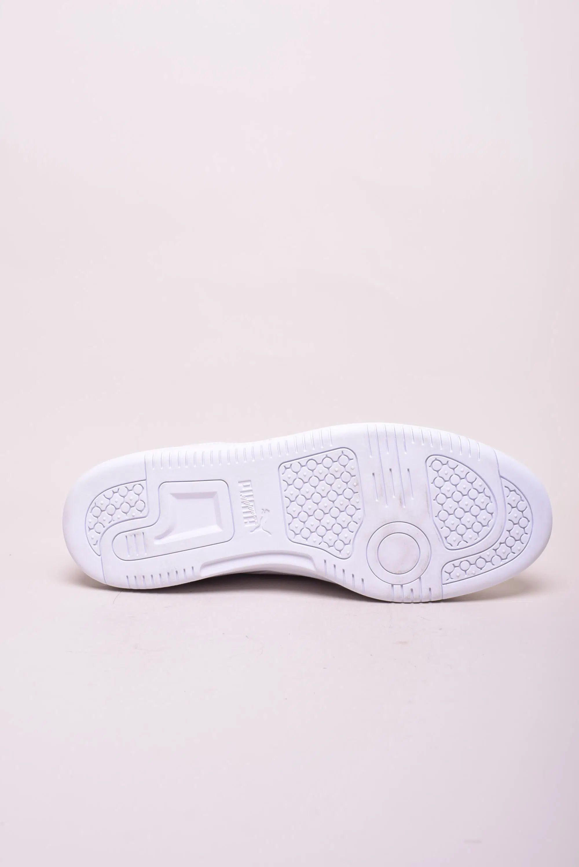 Sneakers barbati Rebound V6 Low [1]