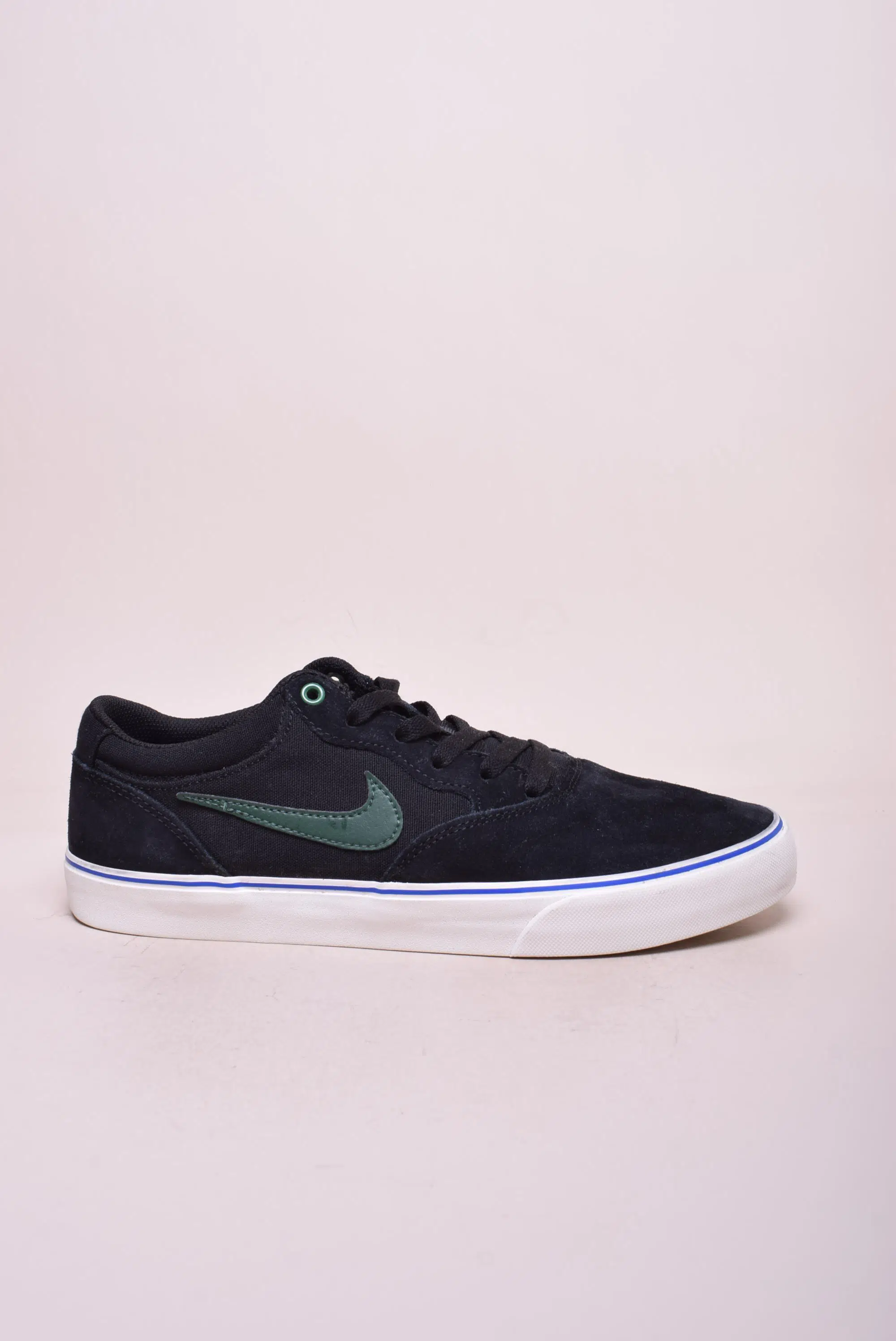 Sneakers barbati SB Chron 2