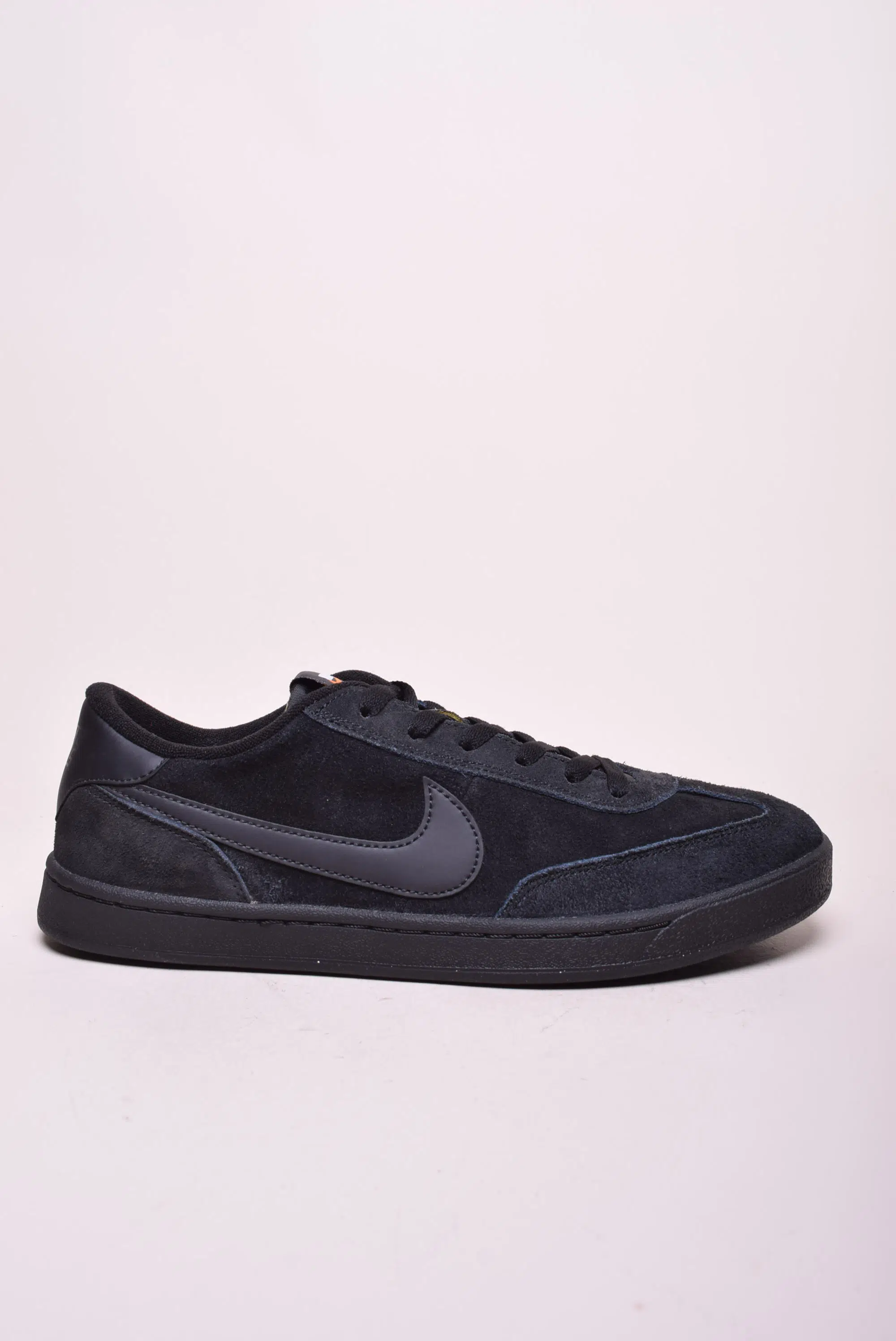 Sneakers barbati SB FC Classic