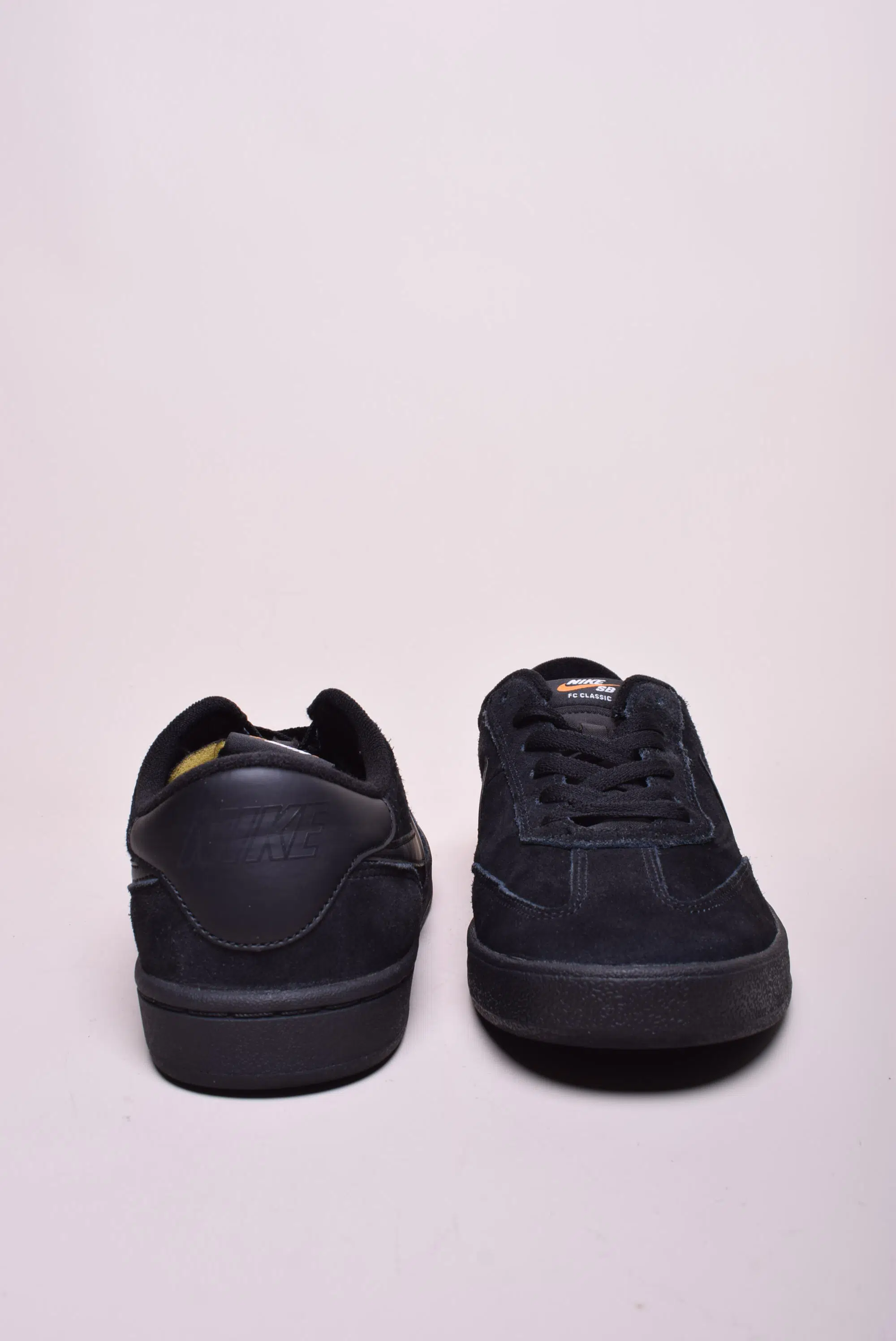 Sneakers barbati SB FC Classic [2]