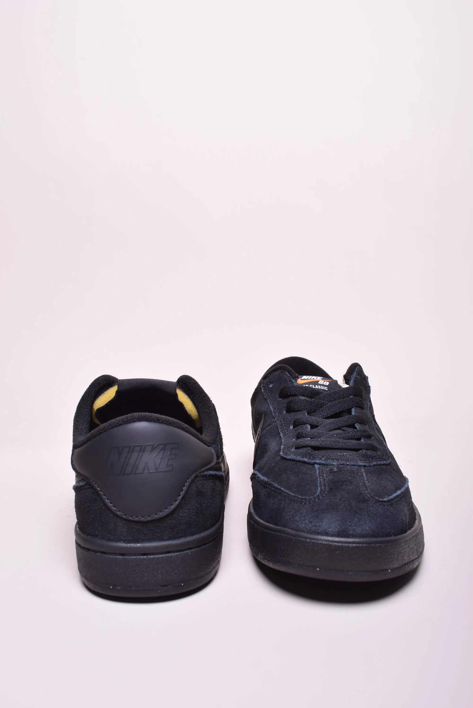 Sneakers barbati SB FC Classic [2]