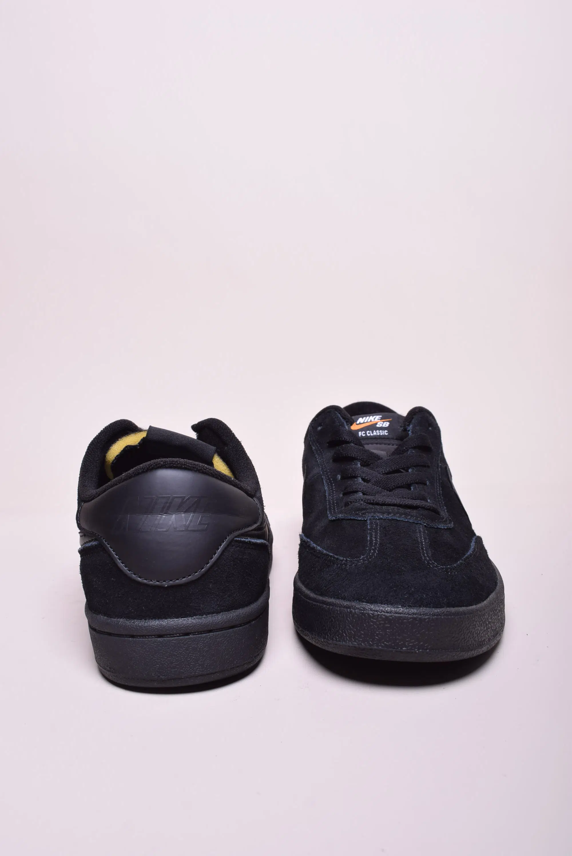 Sneakers barbati SB FC Classic [2]