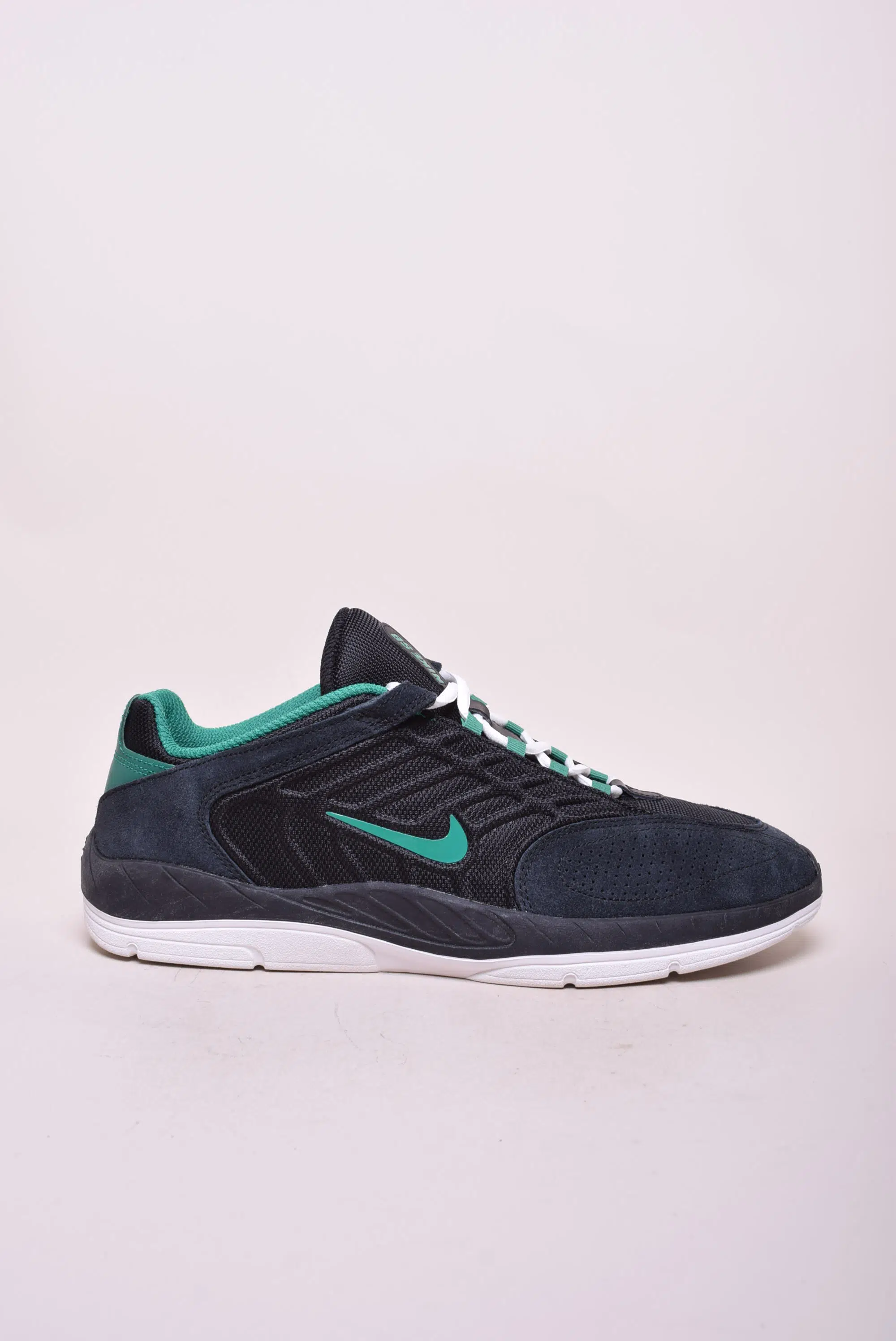 Sneakers barbati SB Vertebrae [0]