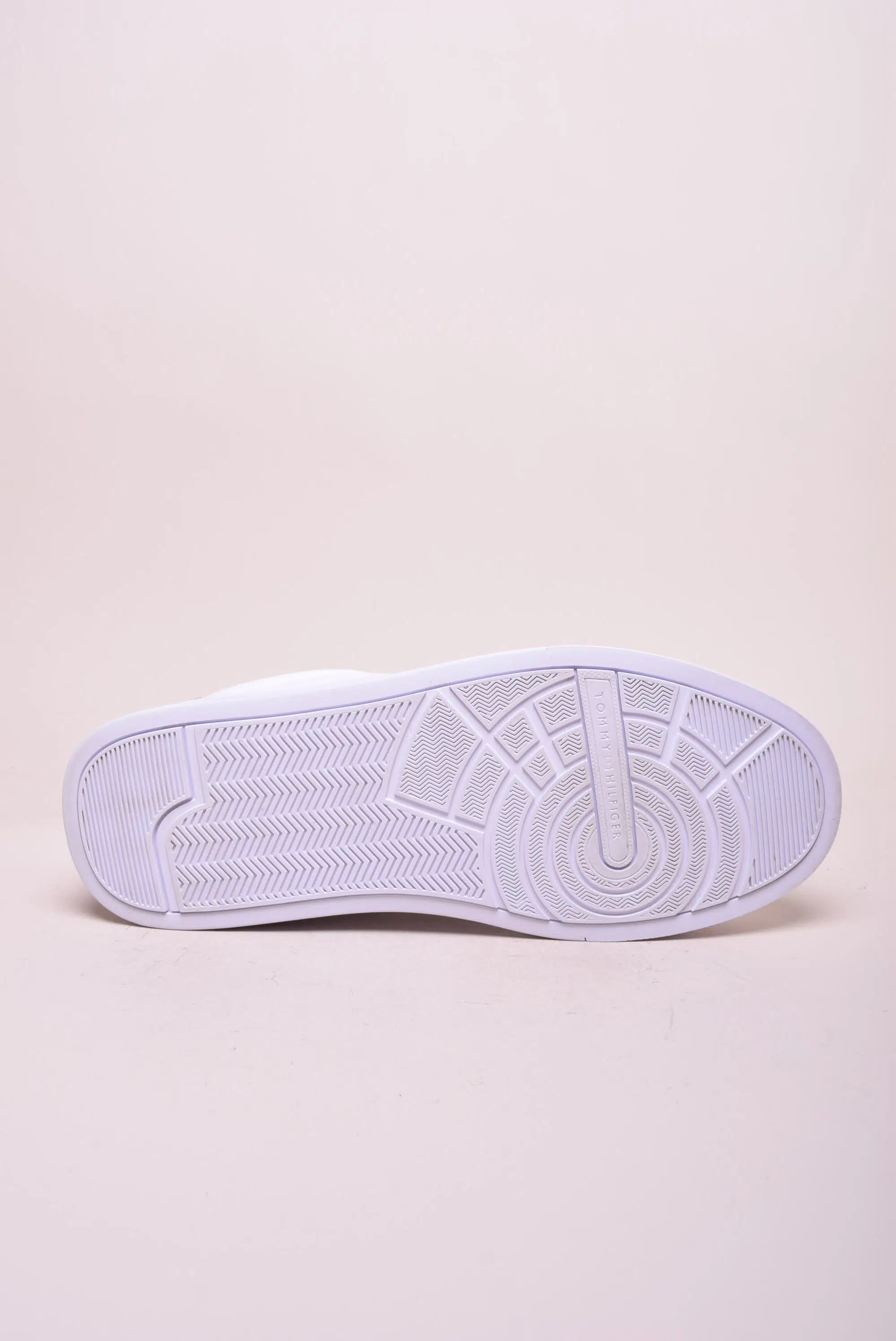 Sneakers barbati Th Court Lth Detail Ess [1]