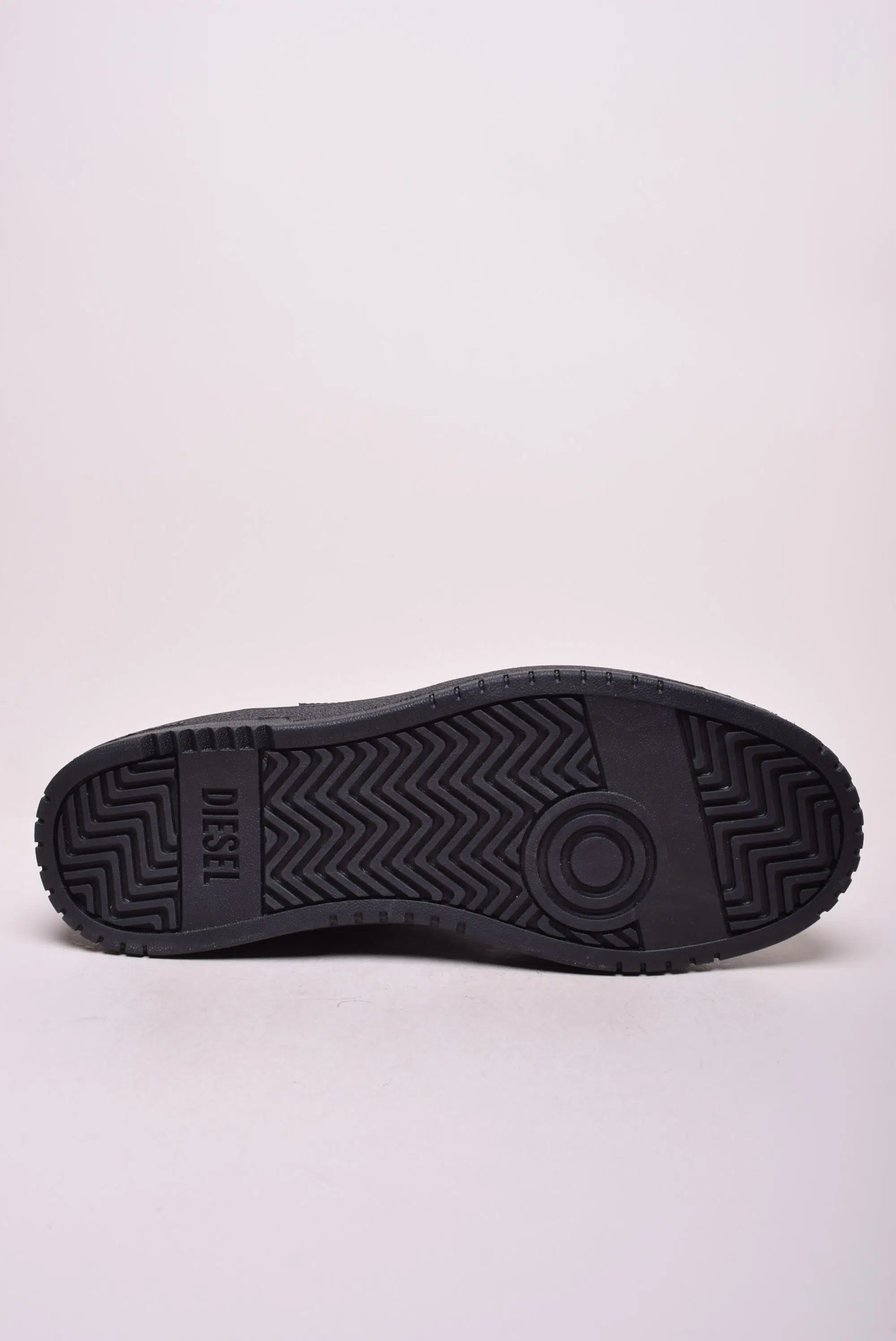 Sneakers barbati Ukiyo Mid [1]