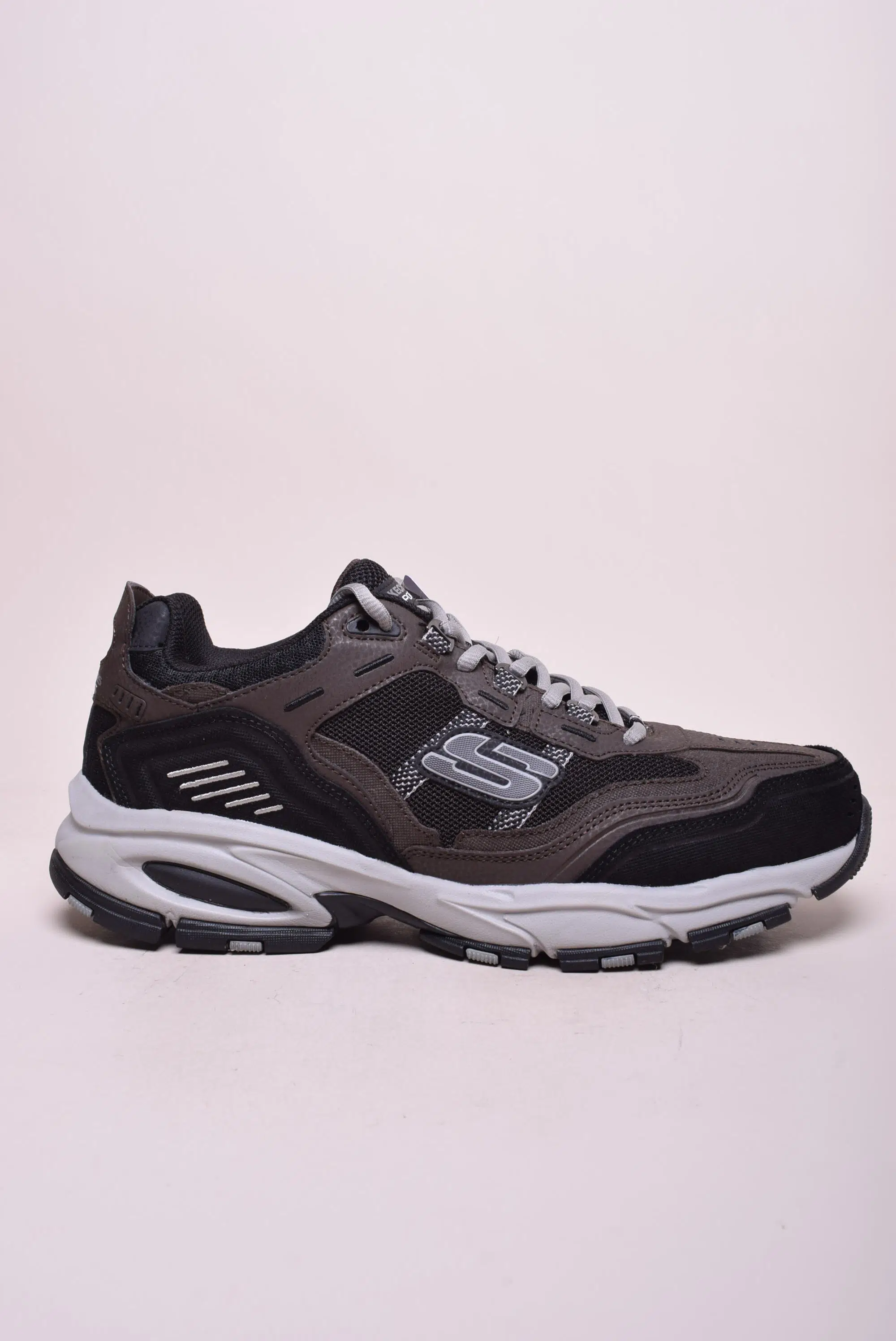 Sneakers barbati Vigor 2 [0]