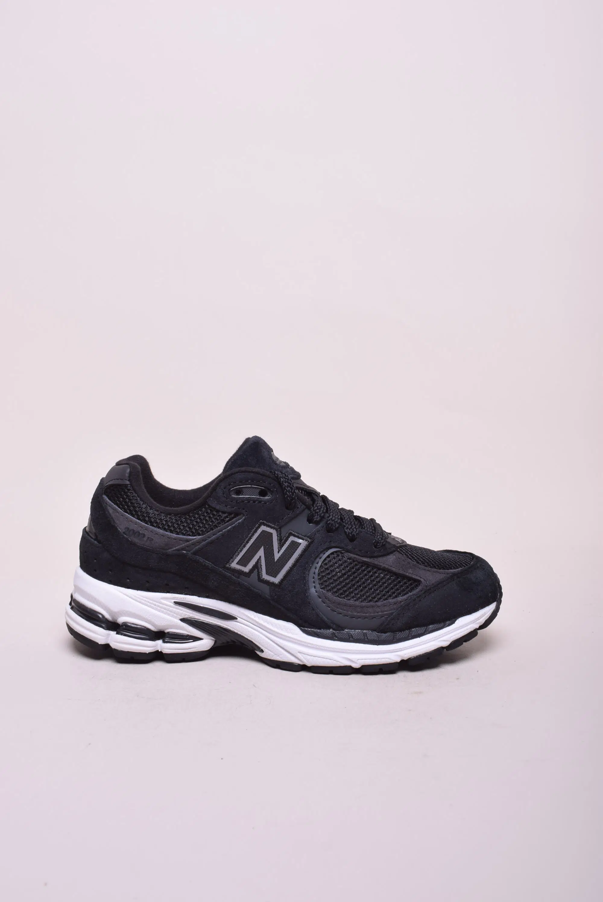 Sneakers dama 2002R [0]