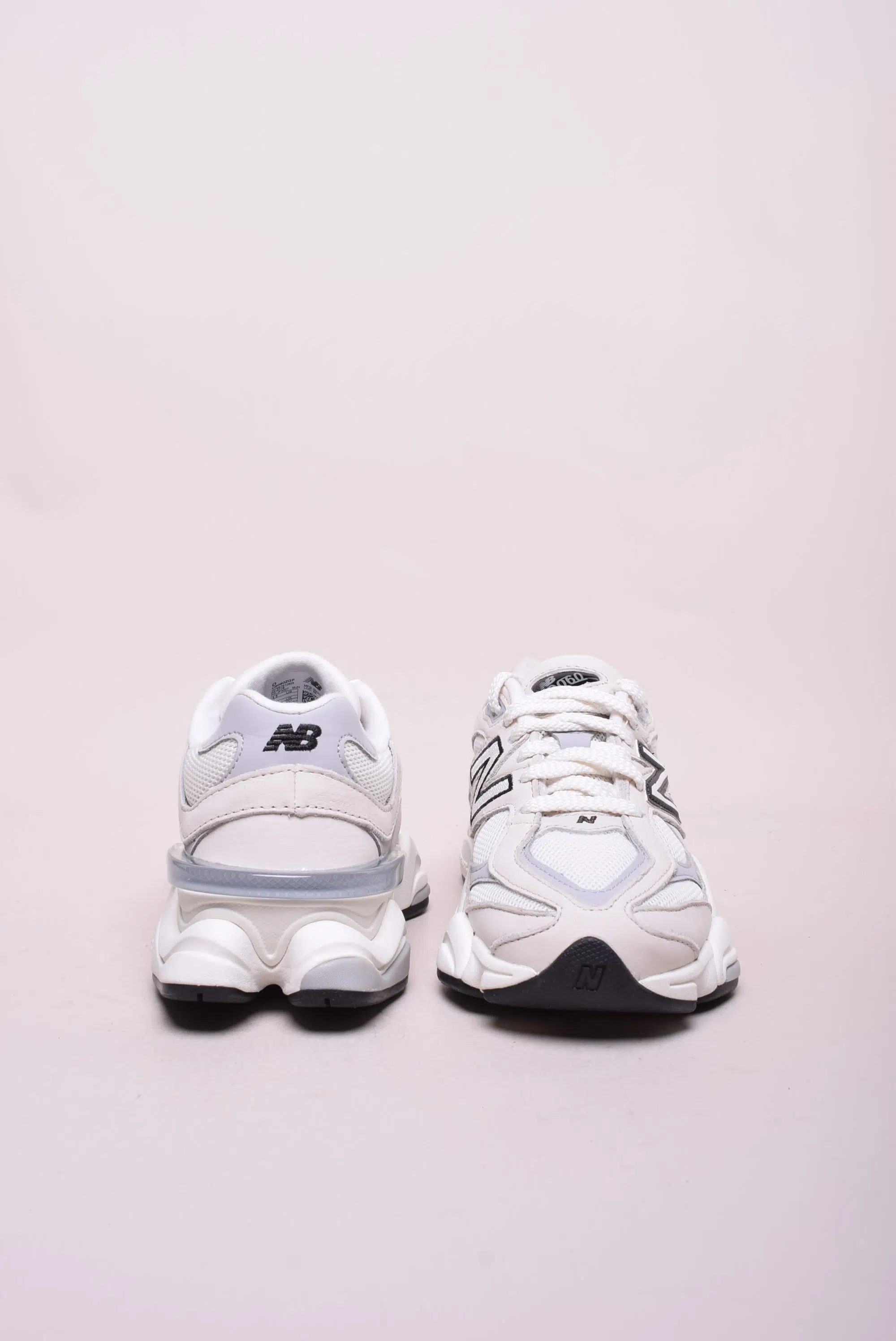 Sneakers dama 9060 [2]