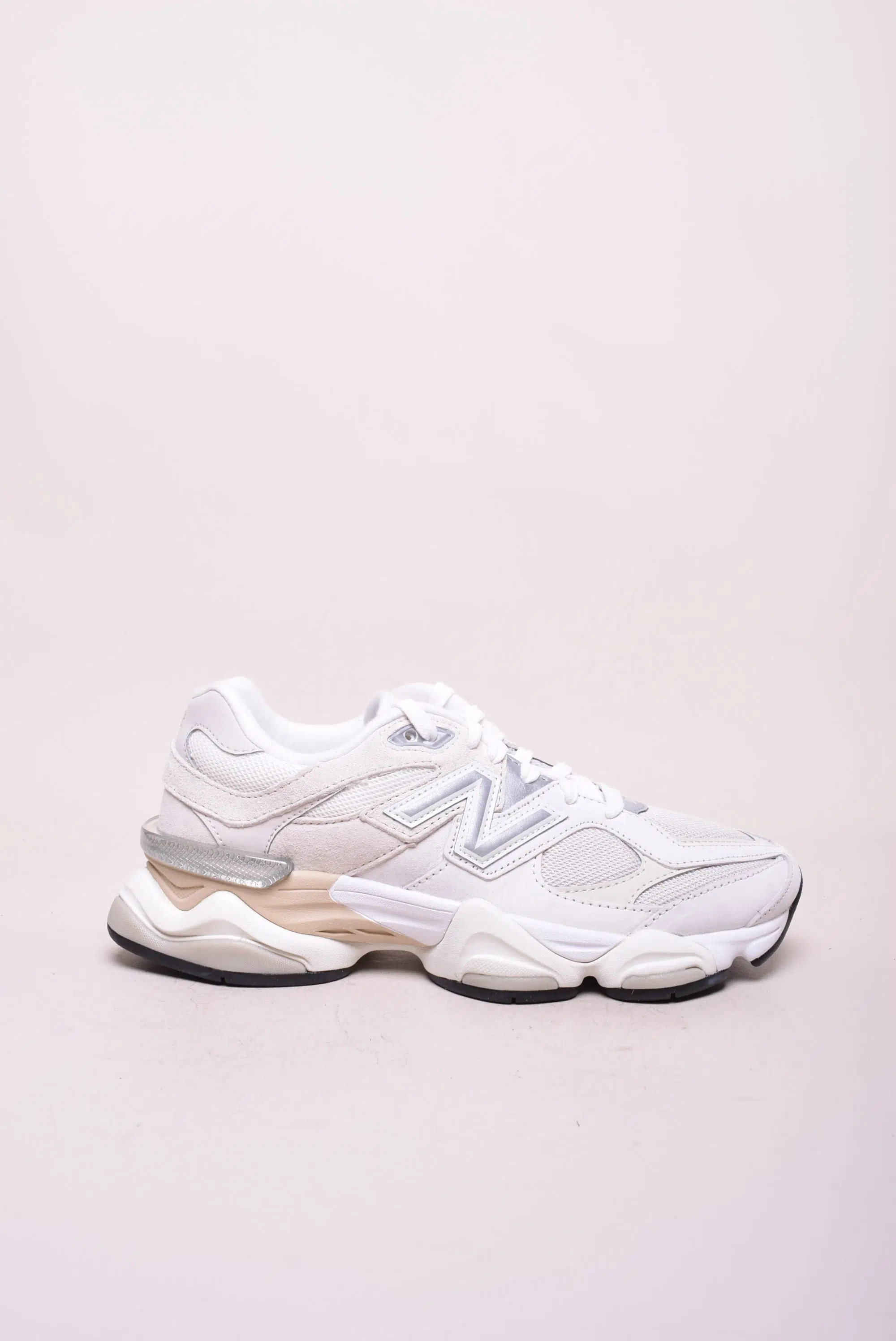 Sneakers dama 9060 [0]