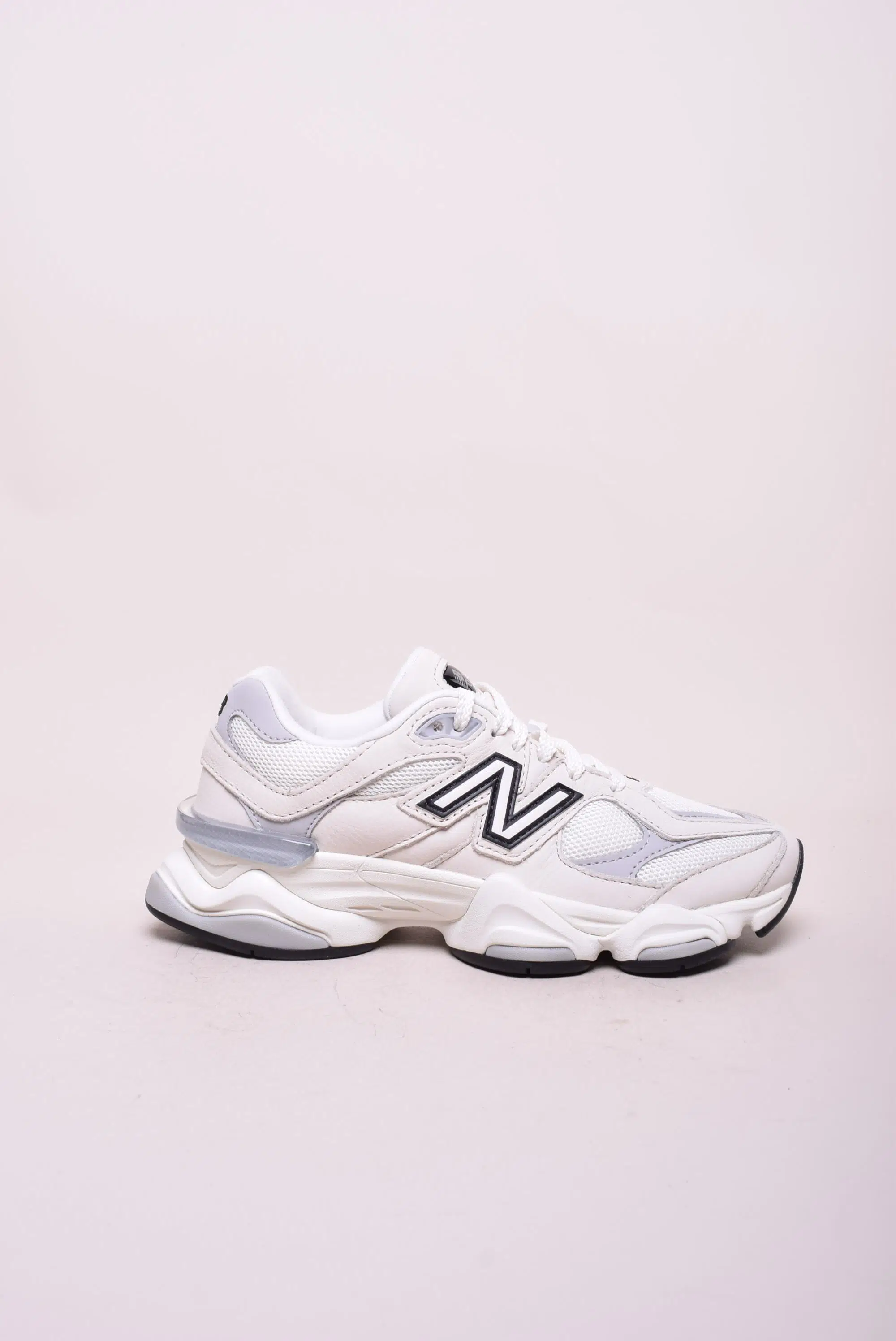 Sneakers dama 9060 [0]