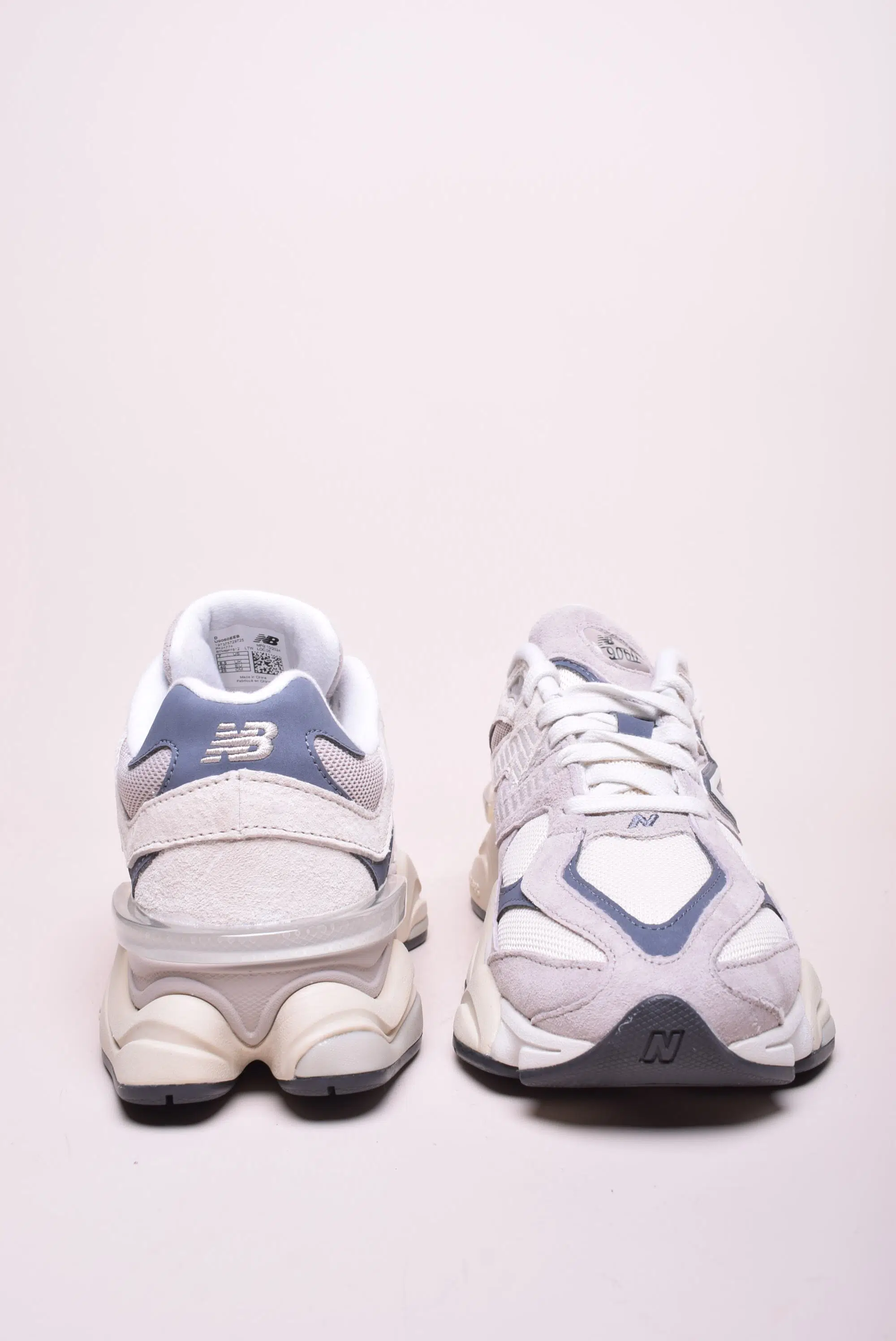 Sneakers dama 9060 [2]