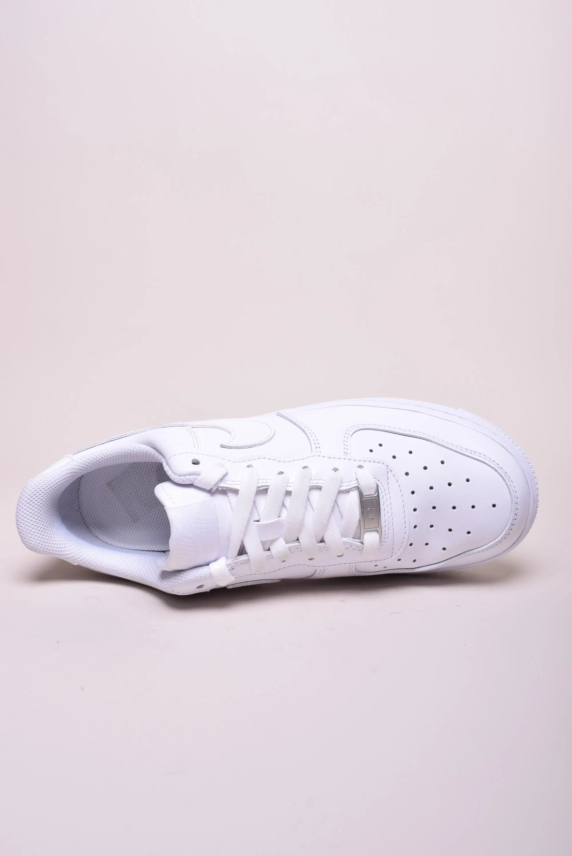 Sneakers dama Air Force 1 '07 [3]