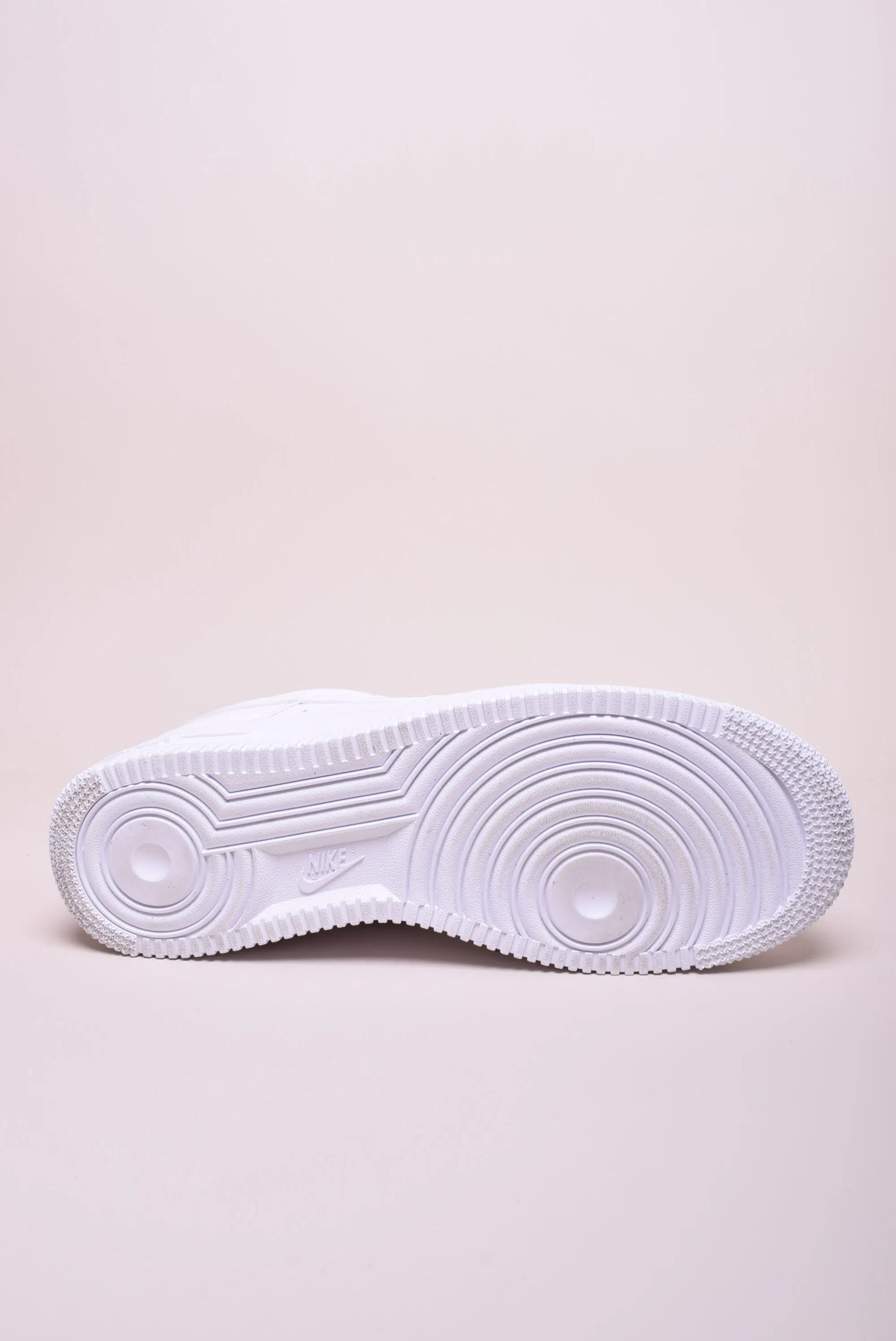 Sneakers dama Air Force 1 '07 [1]