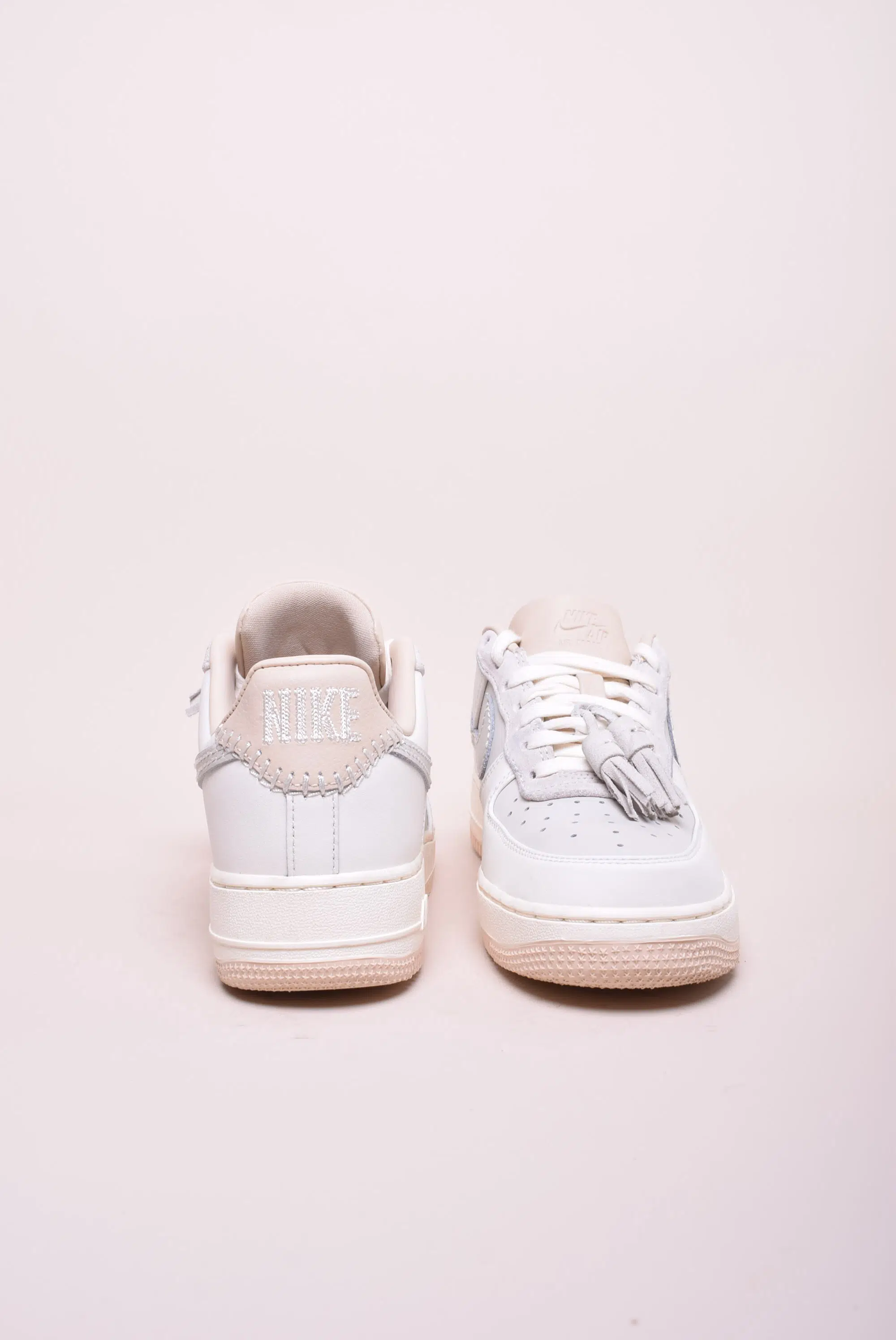 Sneakers dama Air Force 1 '07 [2]