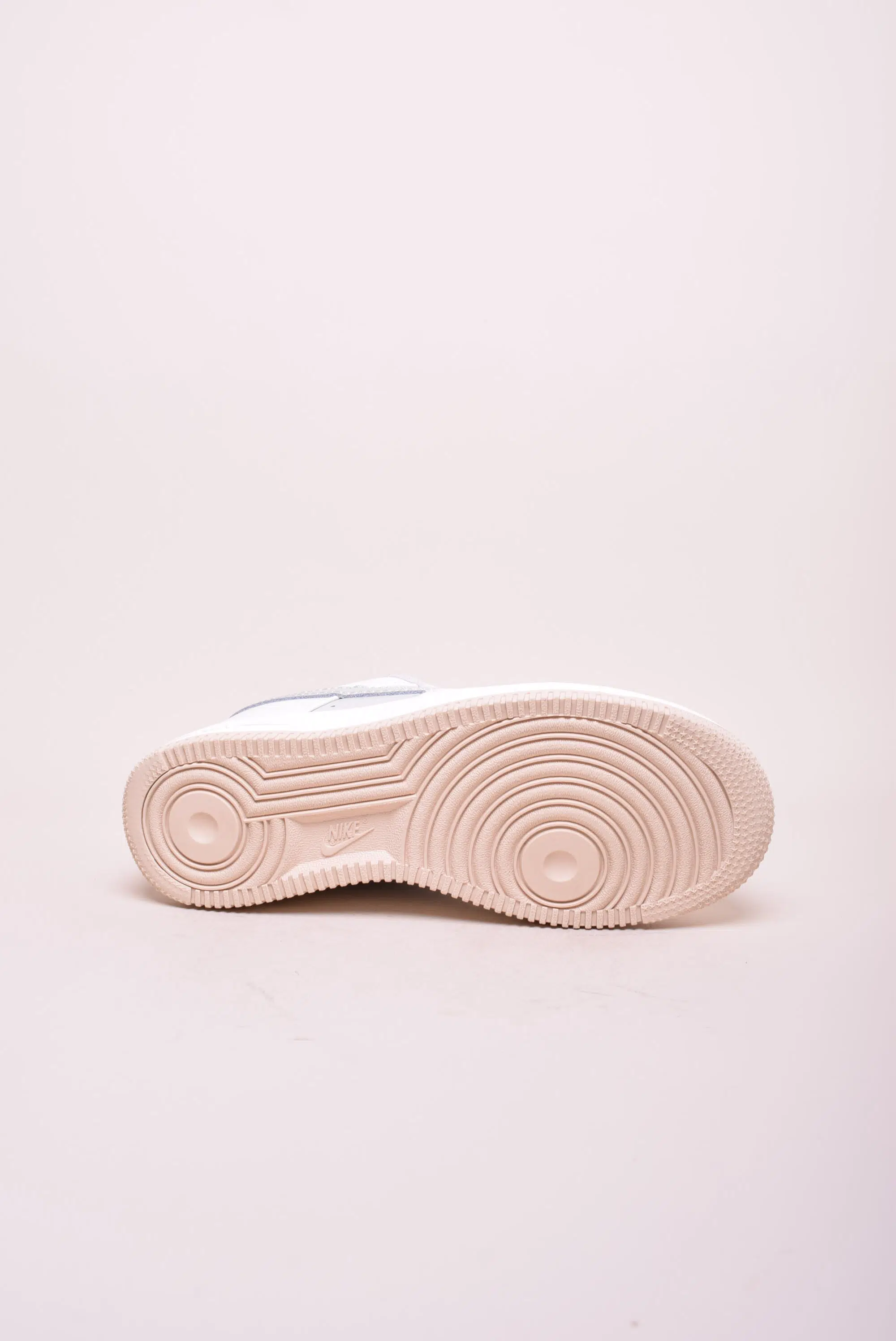 Sneakers dama Air Force 1 '07 [1]