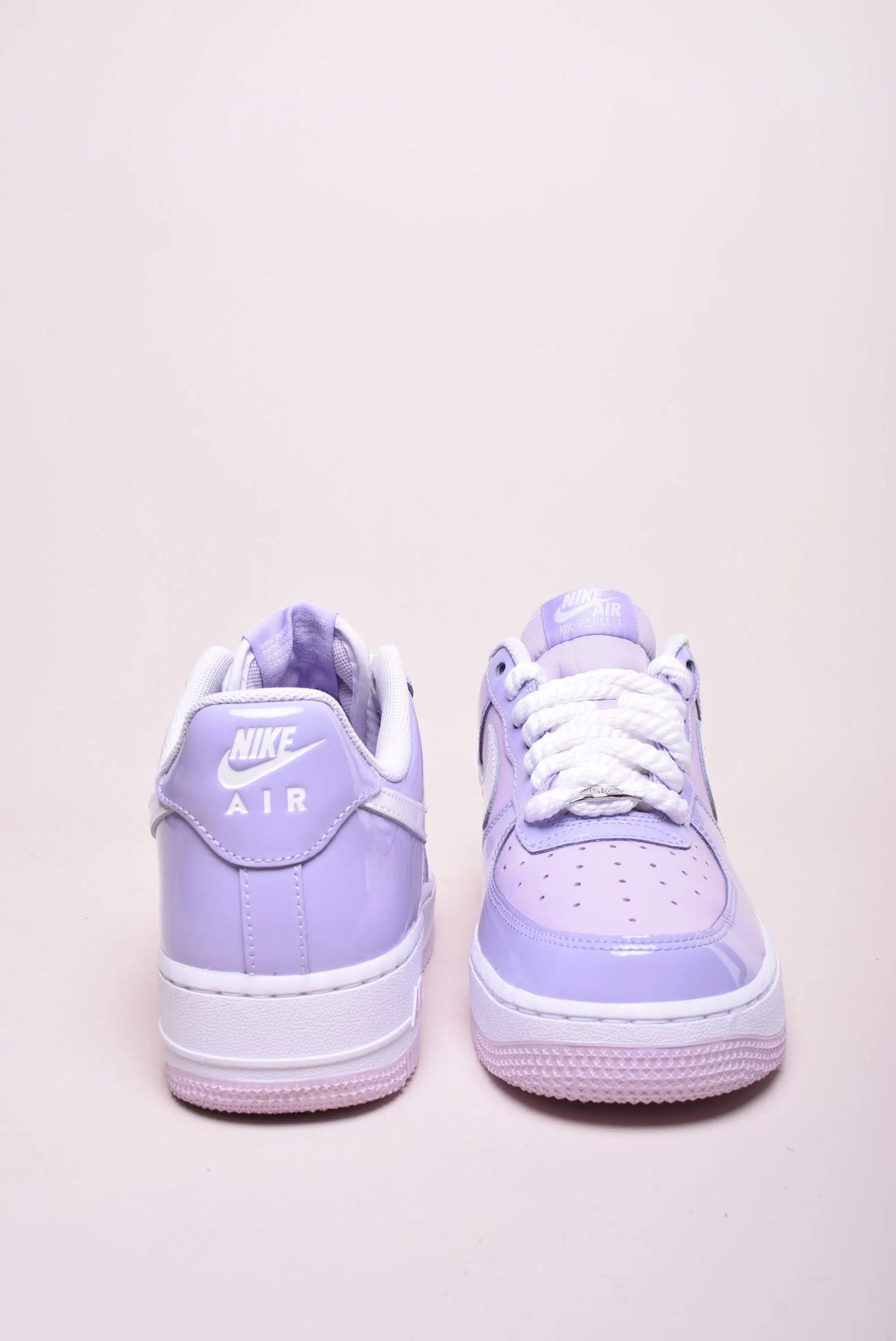 Sneakers dama Air Force 1 '07 LV8 [2]