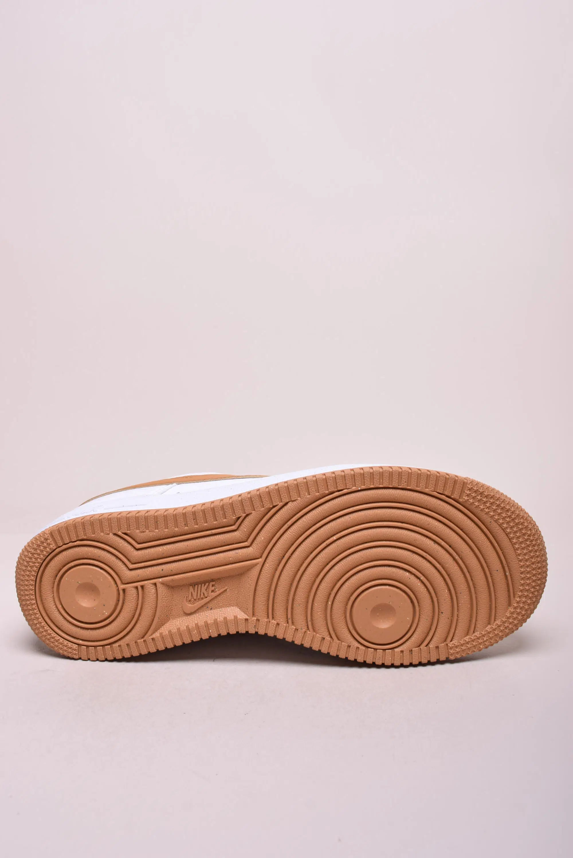 Sneakers dama Air Force 1 '07 Next Nature [1]