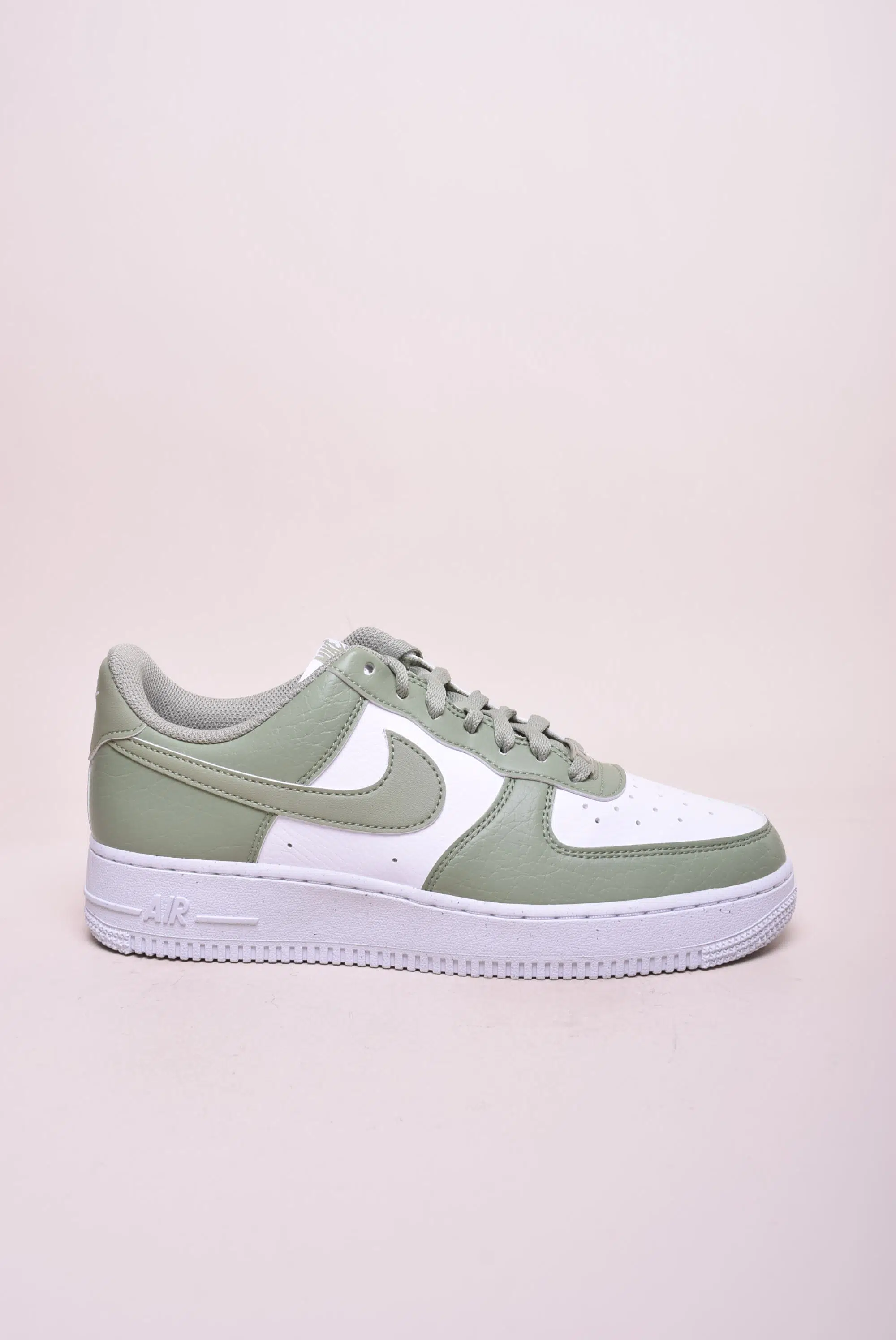 Sneakers dama Air Force 1 '07 NN