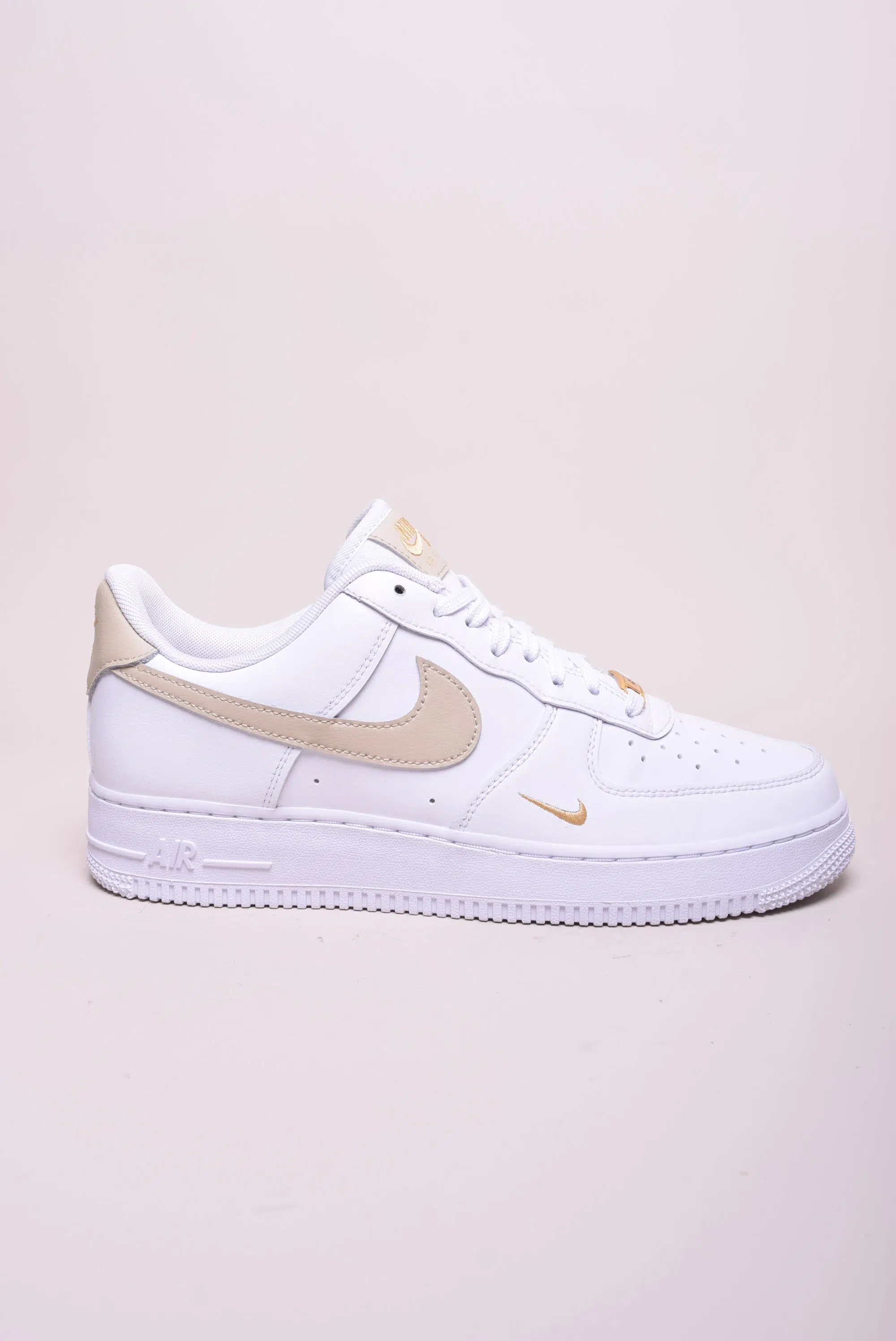 Produse încărcate recent - Sneakers dama Air Force 1