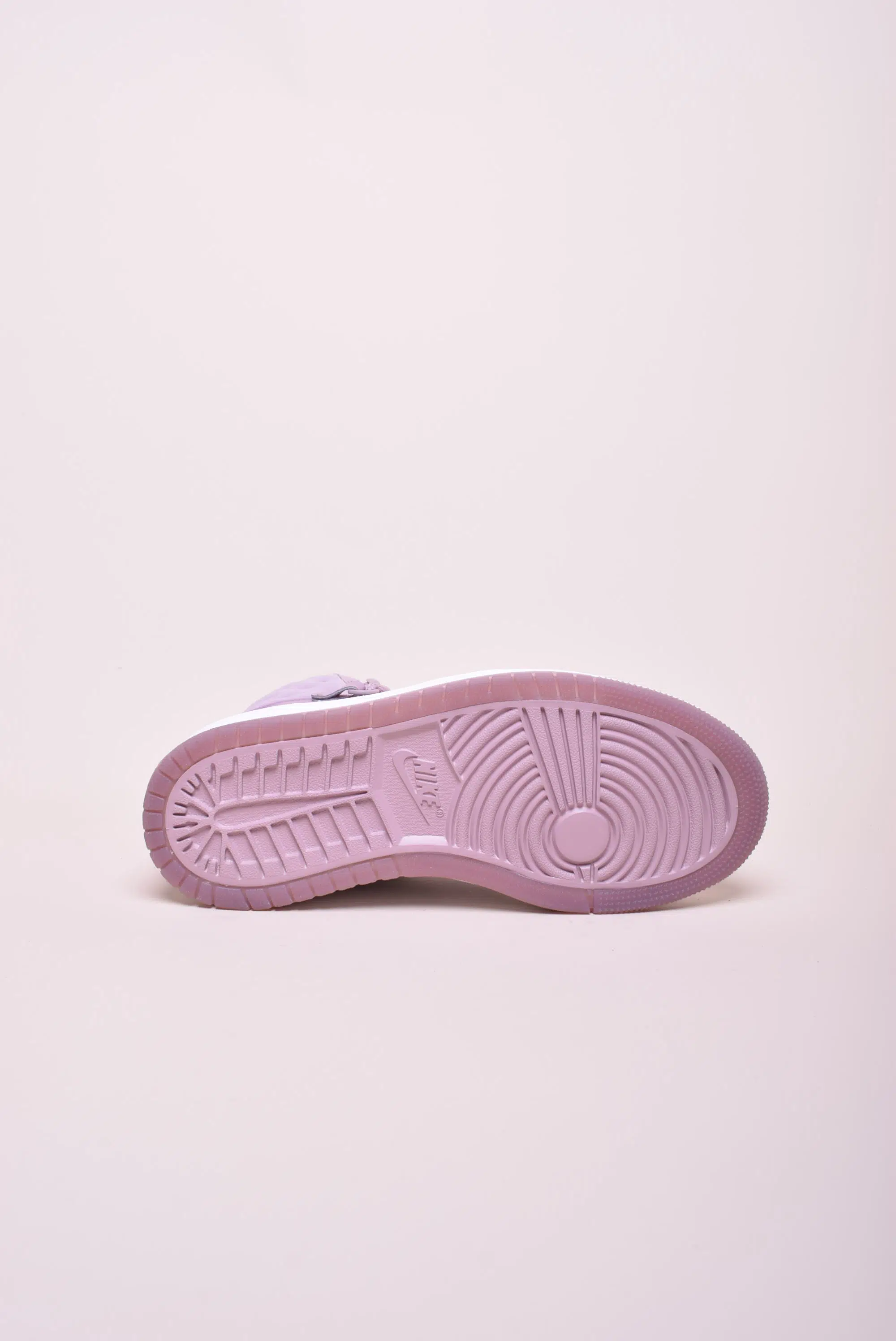 Sneakers dama Air Jordan 1 Acclimate Plum Fog [1]