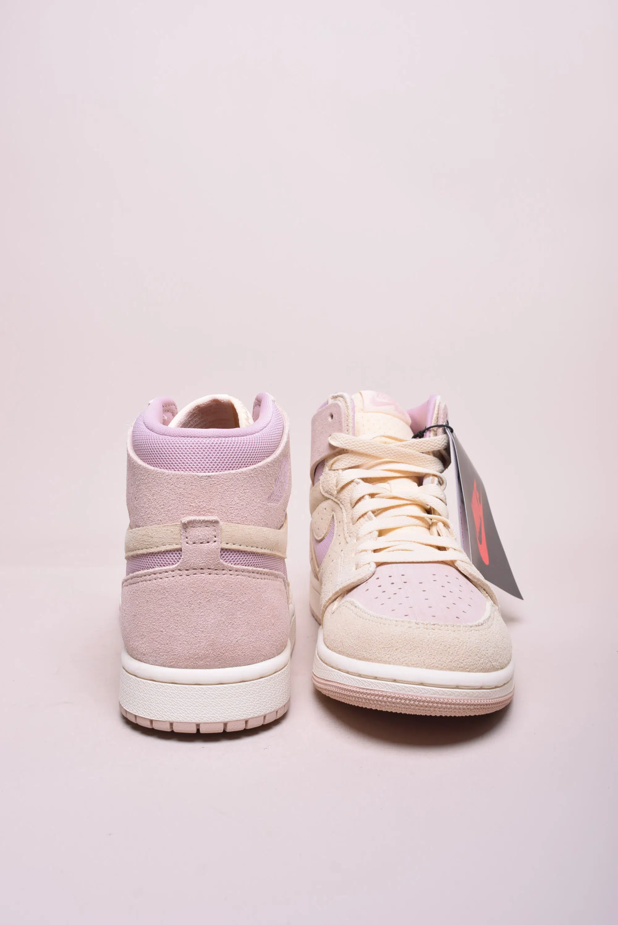 Sneakers dama Air Jordan 1 High Zoom Air CMFT 2 [2]