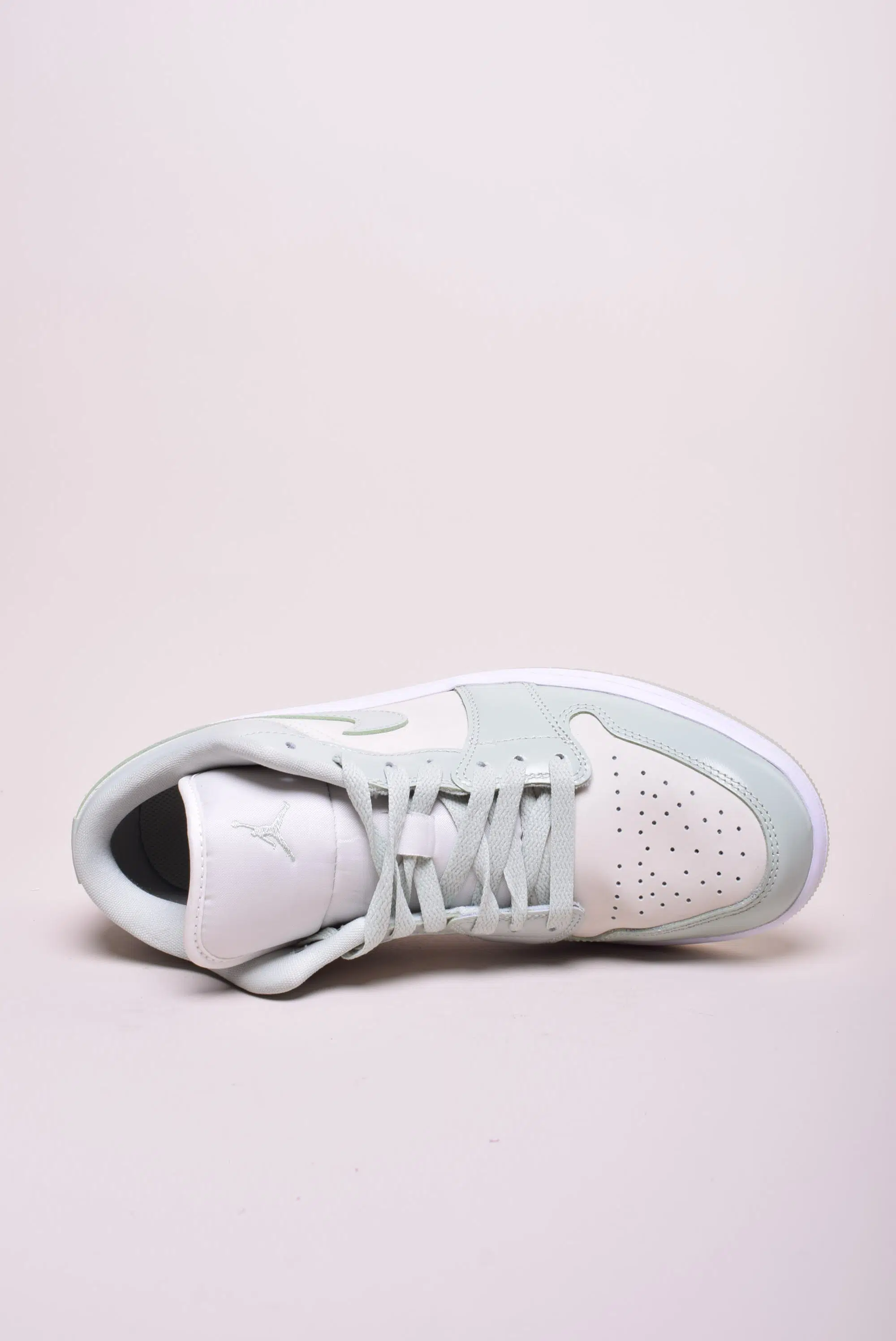 Sneakers dama Air Jordan 1 Low [3]