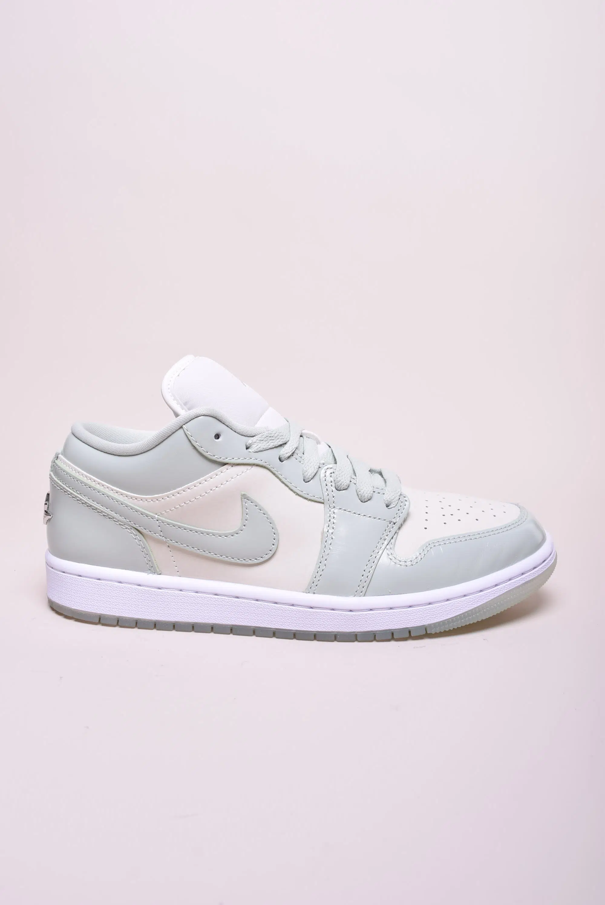 Produse încărcate recent - Sneakers dama Air Jordan 1 Low