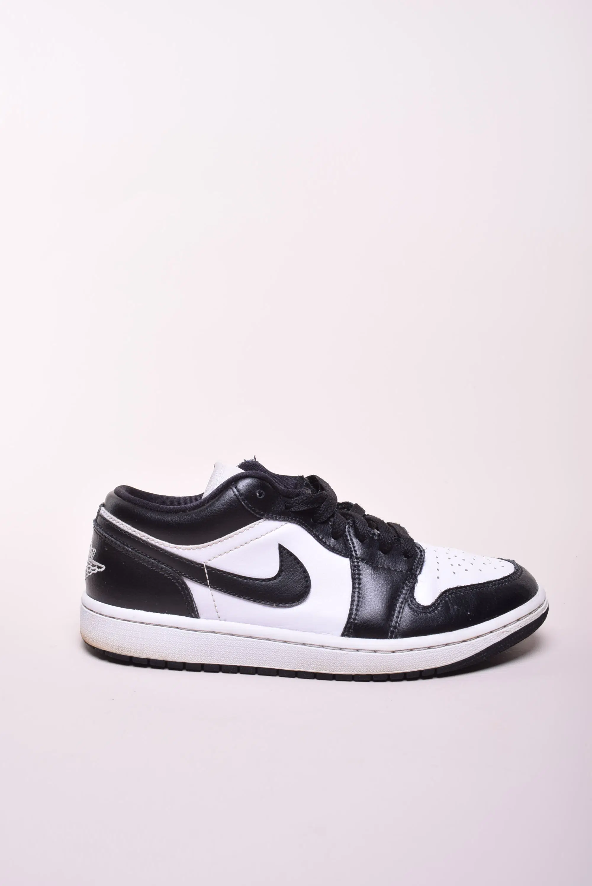 Sneakers dama Air Jordan 1 Low Panda [0]